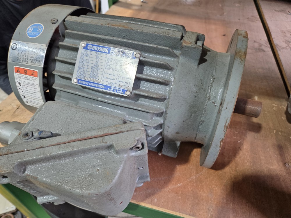 5d6374642dff9c5d19e9e480b085e47b_1765152298_97.jpg 5d6374642dff9c5d19e9e480b085e47b_1765152298_97.jpg