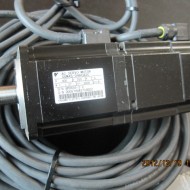 SERVO MOTOR SGMAS-04ACA2C YASKAWA