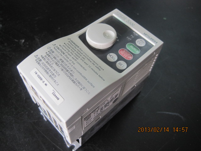 INVERTER FR-S520E-0.4K  (400W)