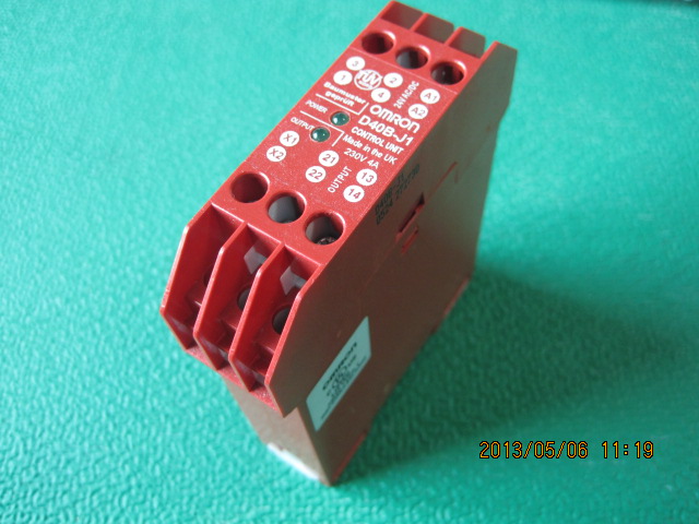 SAFETY MAT CONTROL UNIT D40B-J1