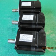 SERVO MOTOR SGMAS-02ACA21(200W 중고)