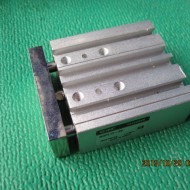 GUIDE CYLINDER MGPL12-30