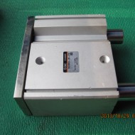 GUIDE CYLINDER MGQM32-30