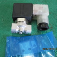 AIR OPERATED 2 PORT SOLENOID VALVE  VX2130M-01-5DZ1-B