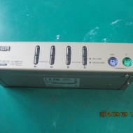 4 PORTMASTER VIEW KVM SWITCH CS-84A (중고)