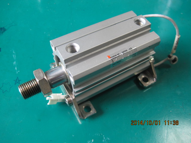 AIR CYLINDER CDQ2L32-50