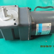 REVERSIBLE MOTOR 5RK40GN-CW+5GN25RA