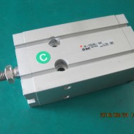 AIR CYLINDER 10-CDU25-15D