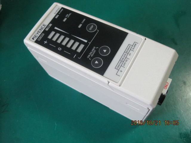 KEYENCE SJ-M100 STATIC ELIMINATOR