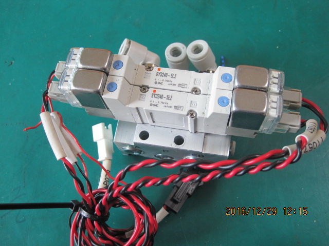 SOLENIOE VALVE SY3240-5LZ(2EA) 중고