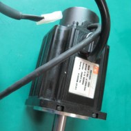 AC SERVO MOTOR XMRKN05-AB00(450W 중고)