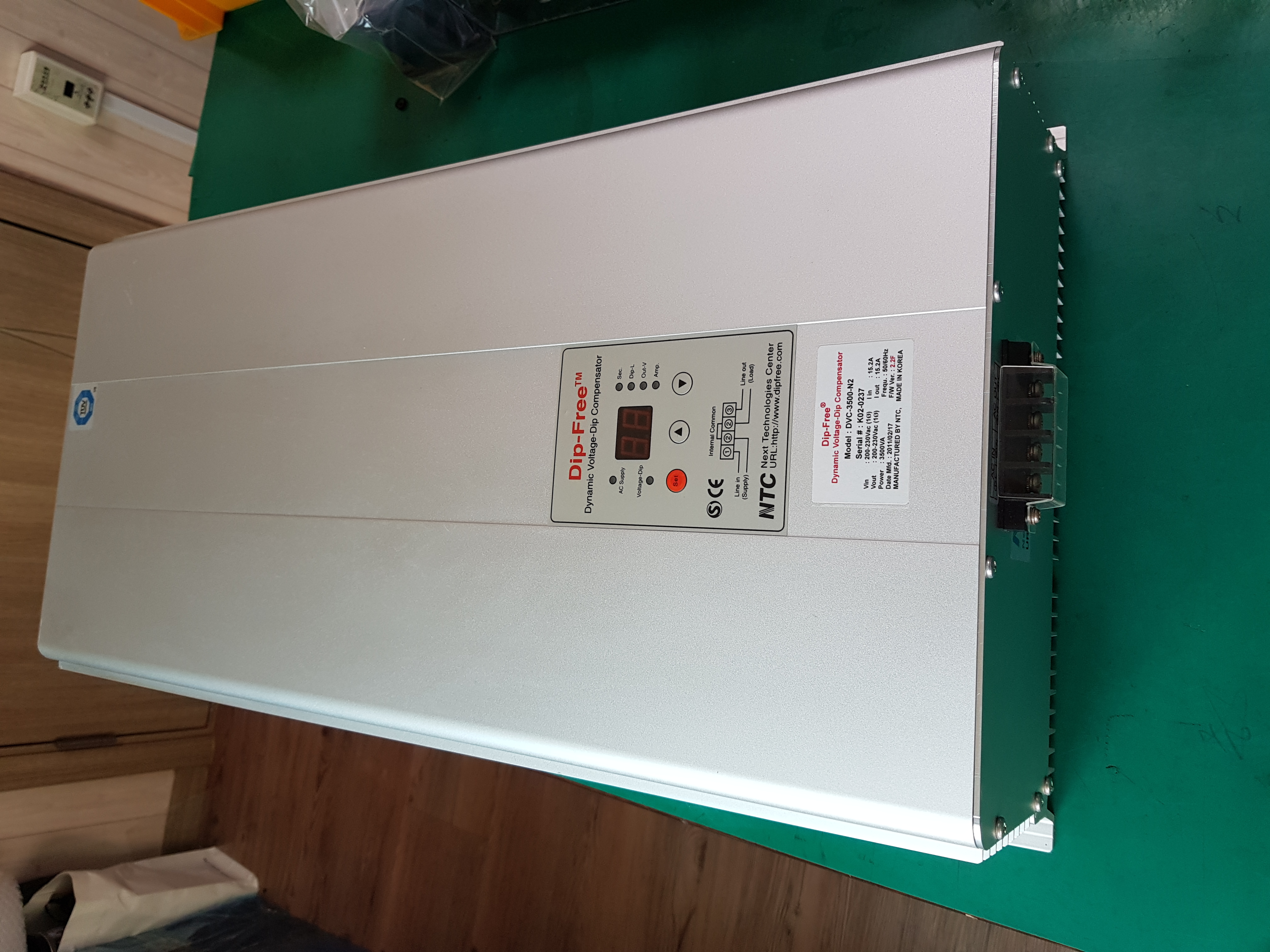 DYNAMIC VOLTAGE-DIP COMPENSATOR DVC-3500-N2(미사용품)