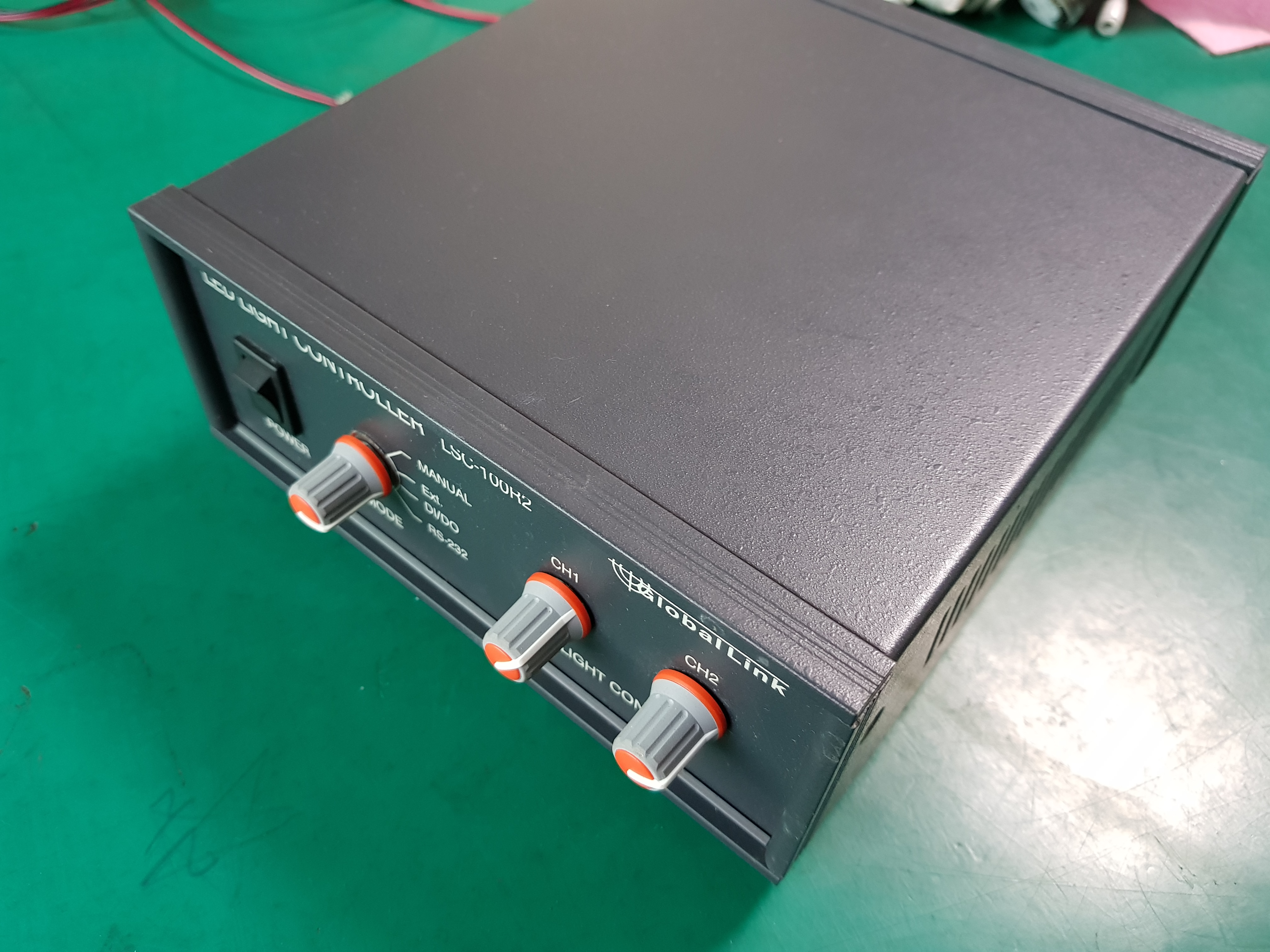 LED LIGHT CONTROLLER LSC-100R2(미사용품)