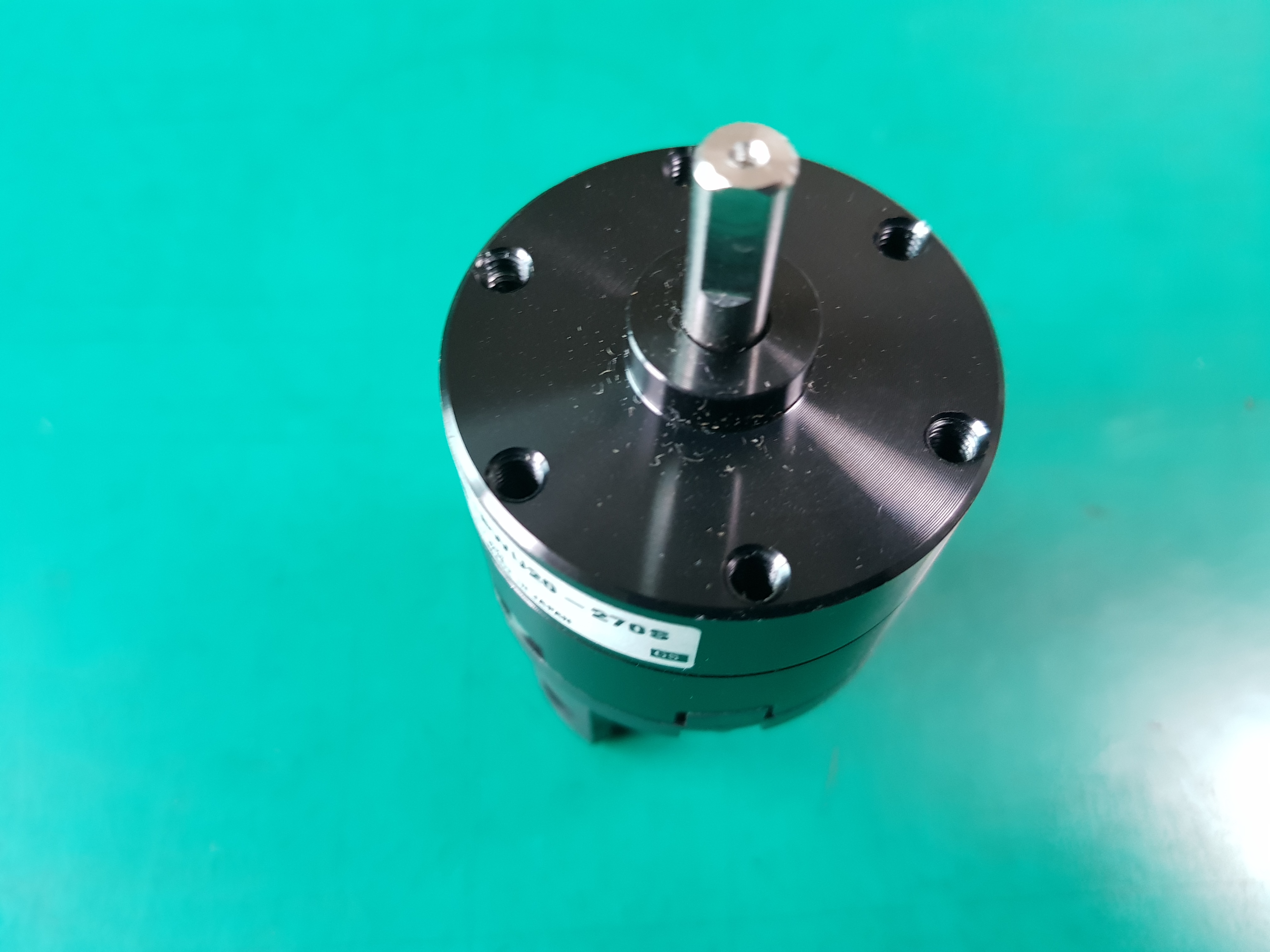 ROTRY CYLINDER CDR1BWU20-270S(미사용품)