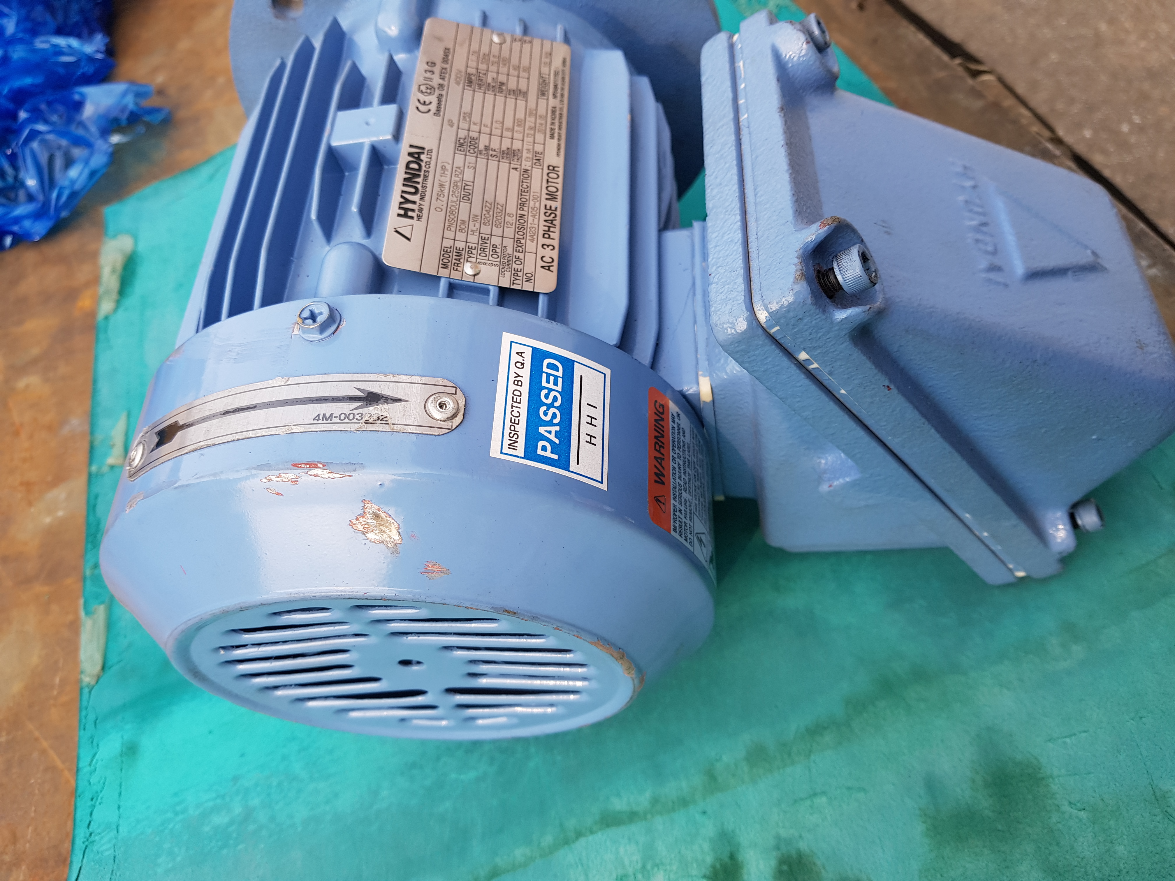 AC 3-PHASE MOTOR 0.75KW PNS080UL259RLRZA(미사용품)