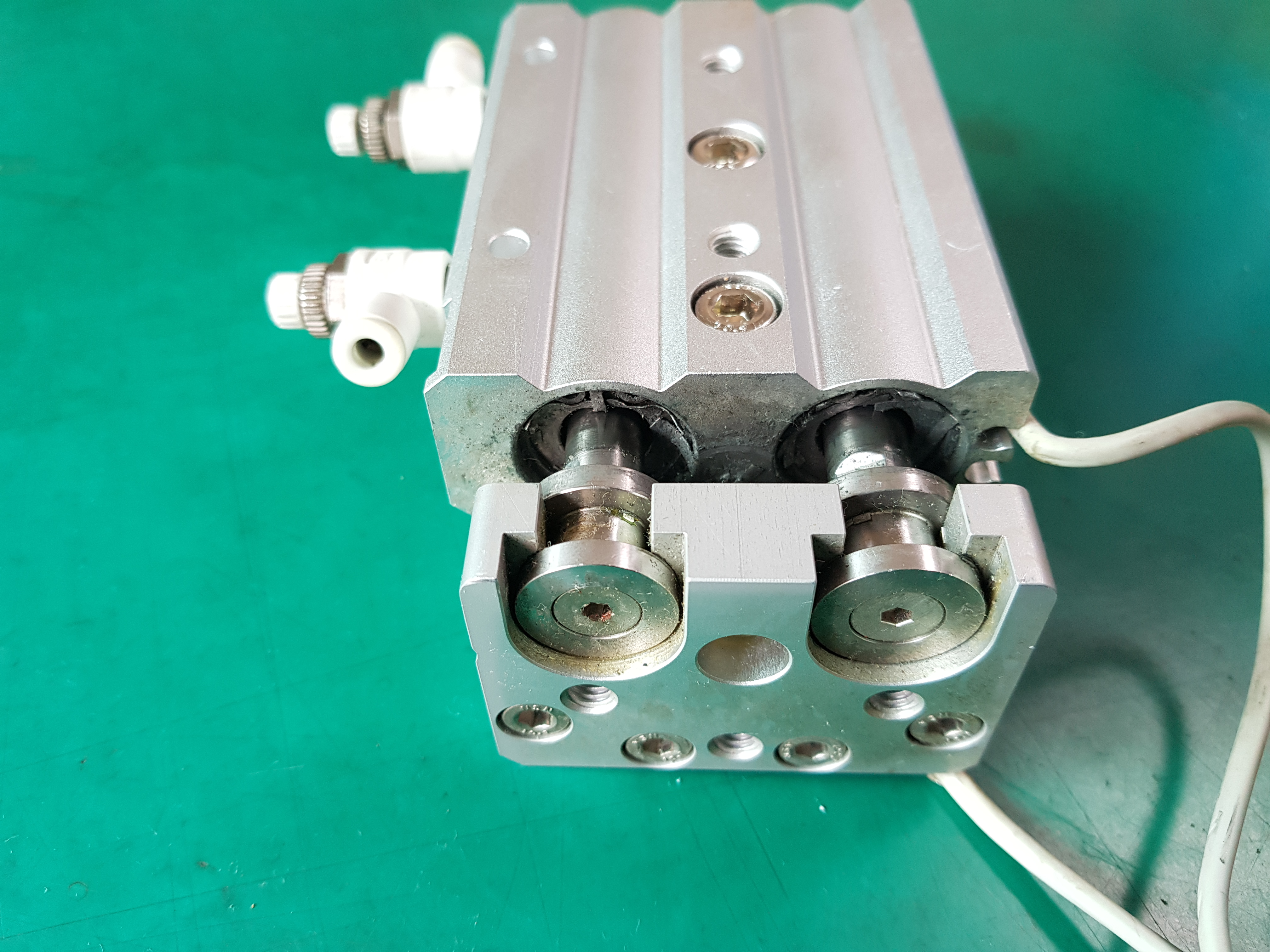 TABLE CYLINDER MXQ20L-10AS(중고)