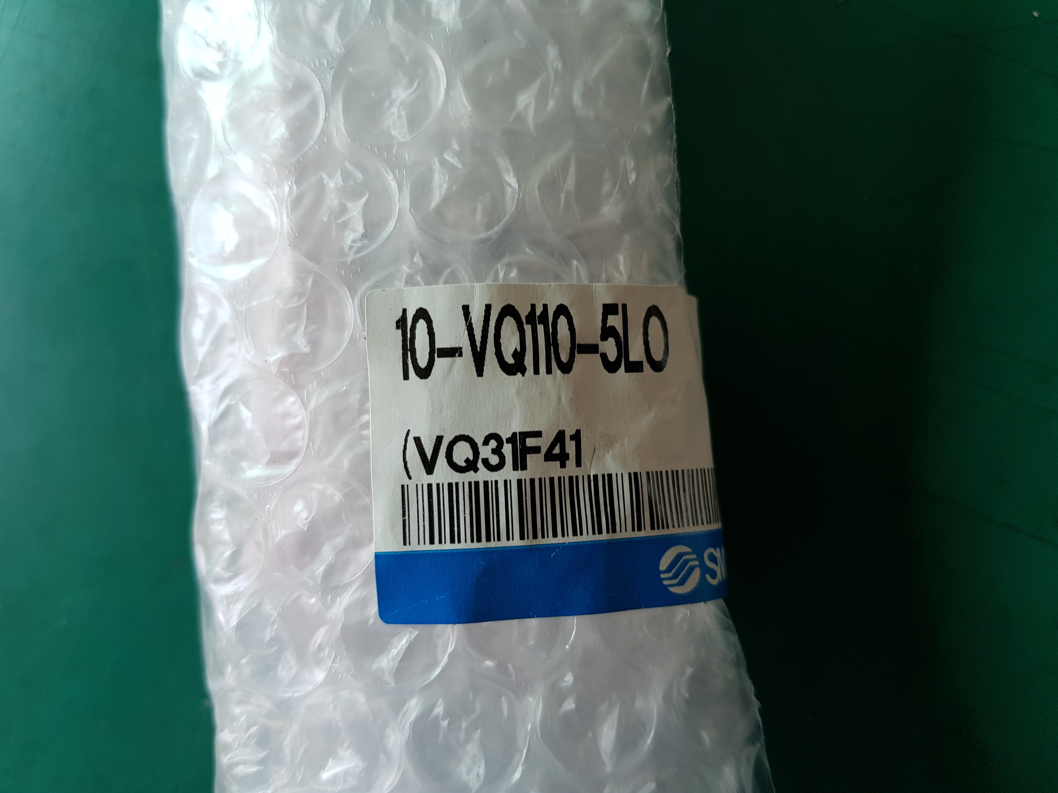 SOL VALVE 10-VQ110-5LO(A급 미사용품)