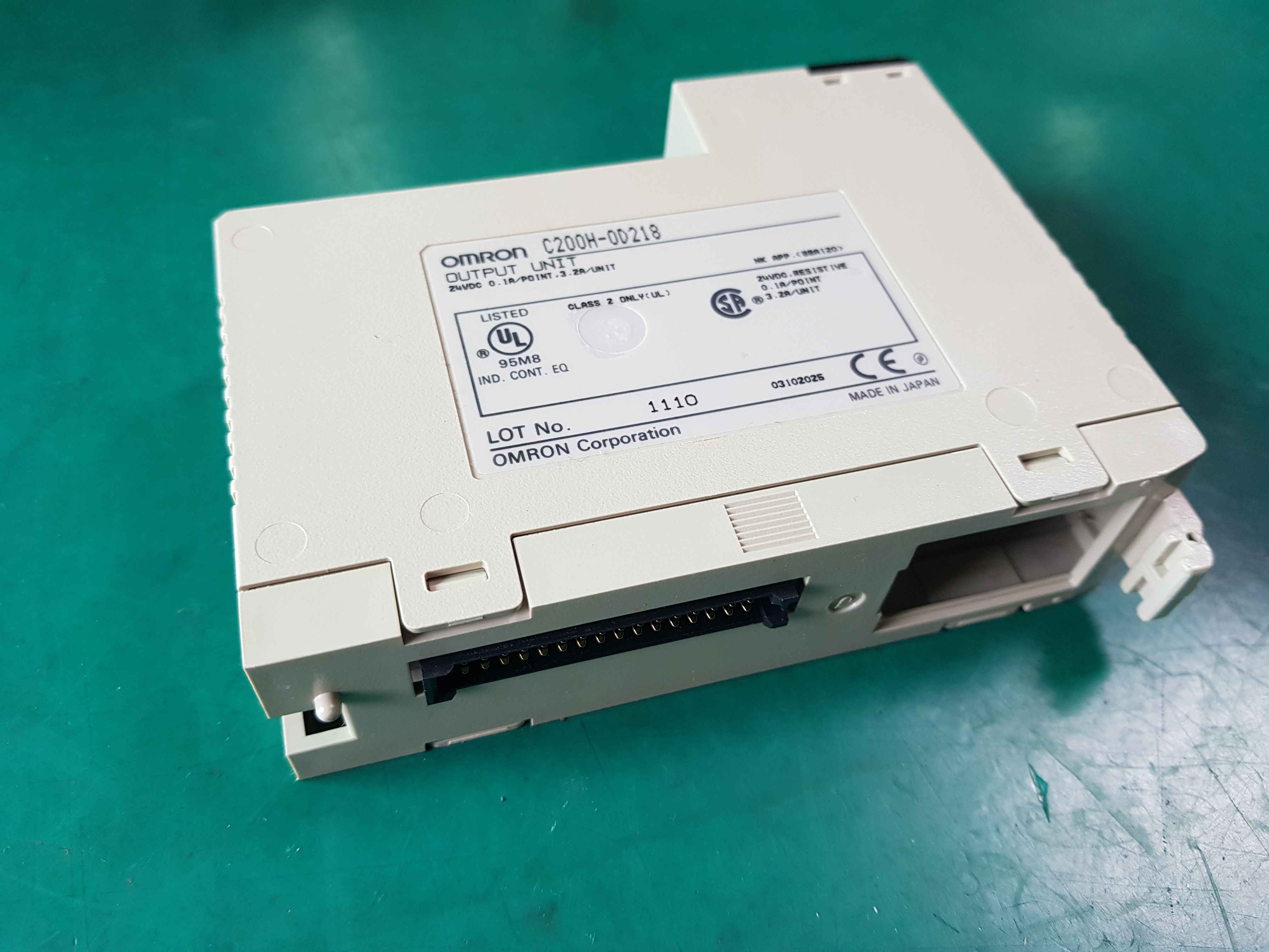 OUTPUT UNIT C200H-OD218(중고)