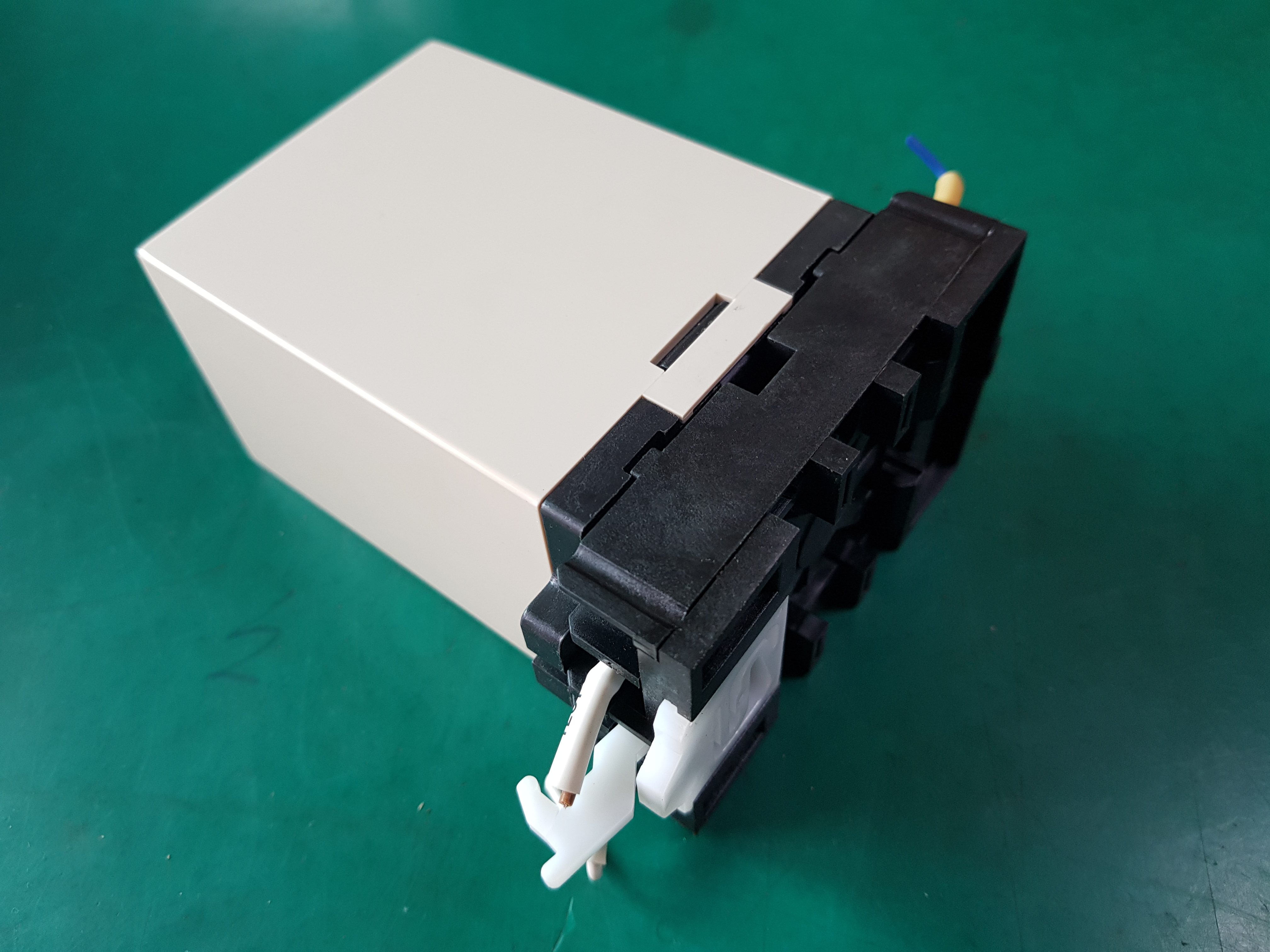 FLOATLESS LEVEL SWITCH KFS-PC8(중고)