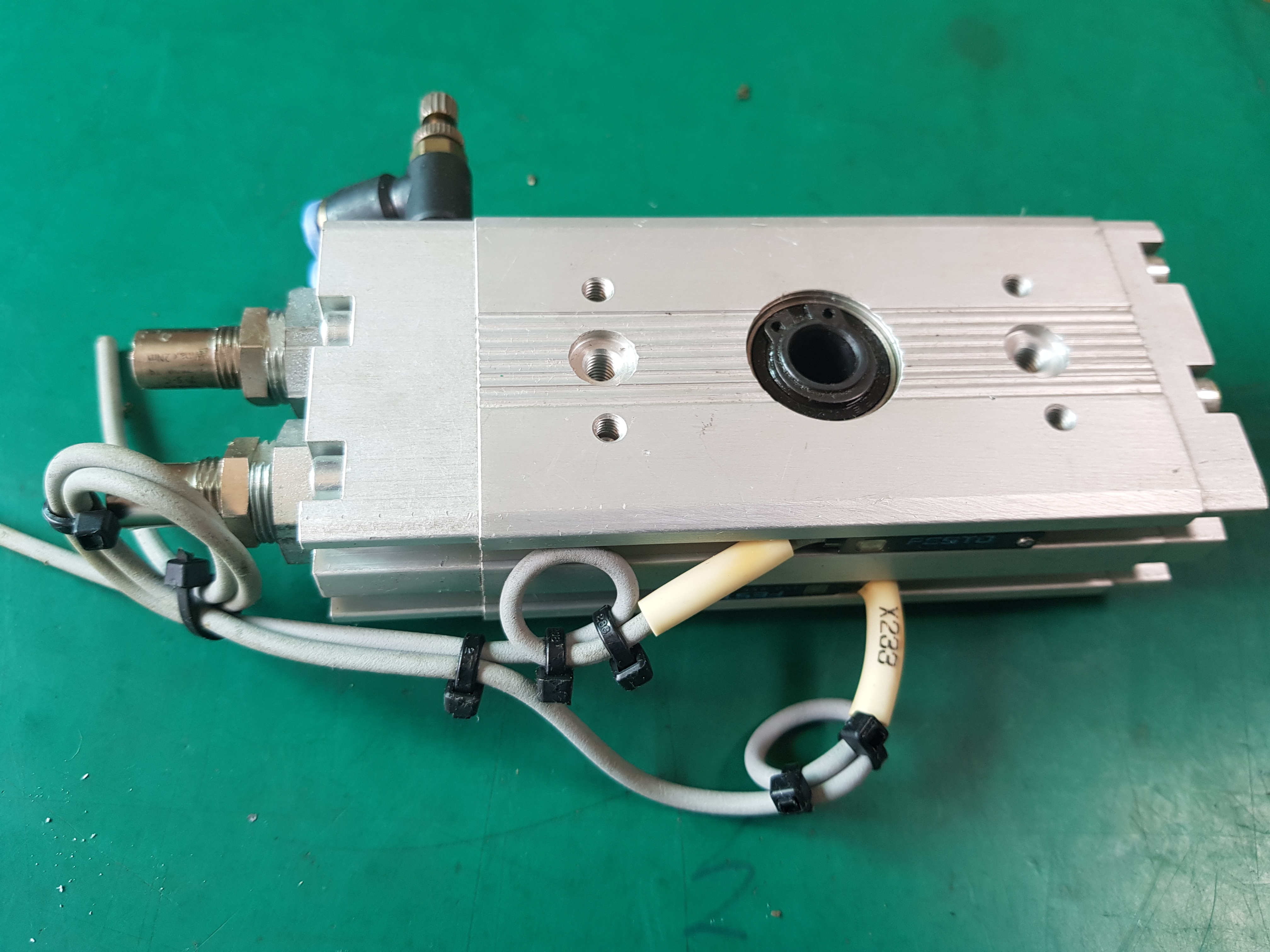 ROTRY CYLINDER DRQD-16-180-YSRJ-A-AL-FW(중고)