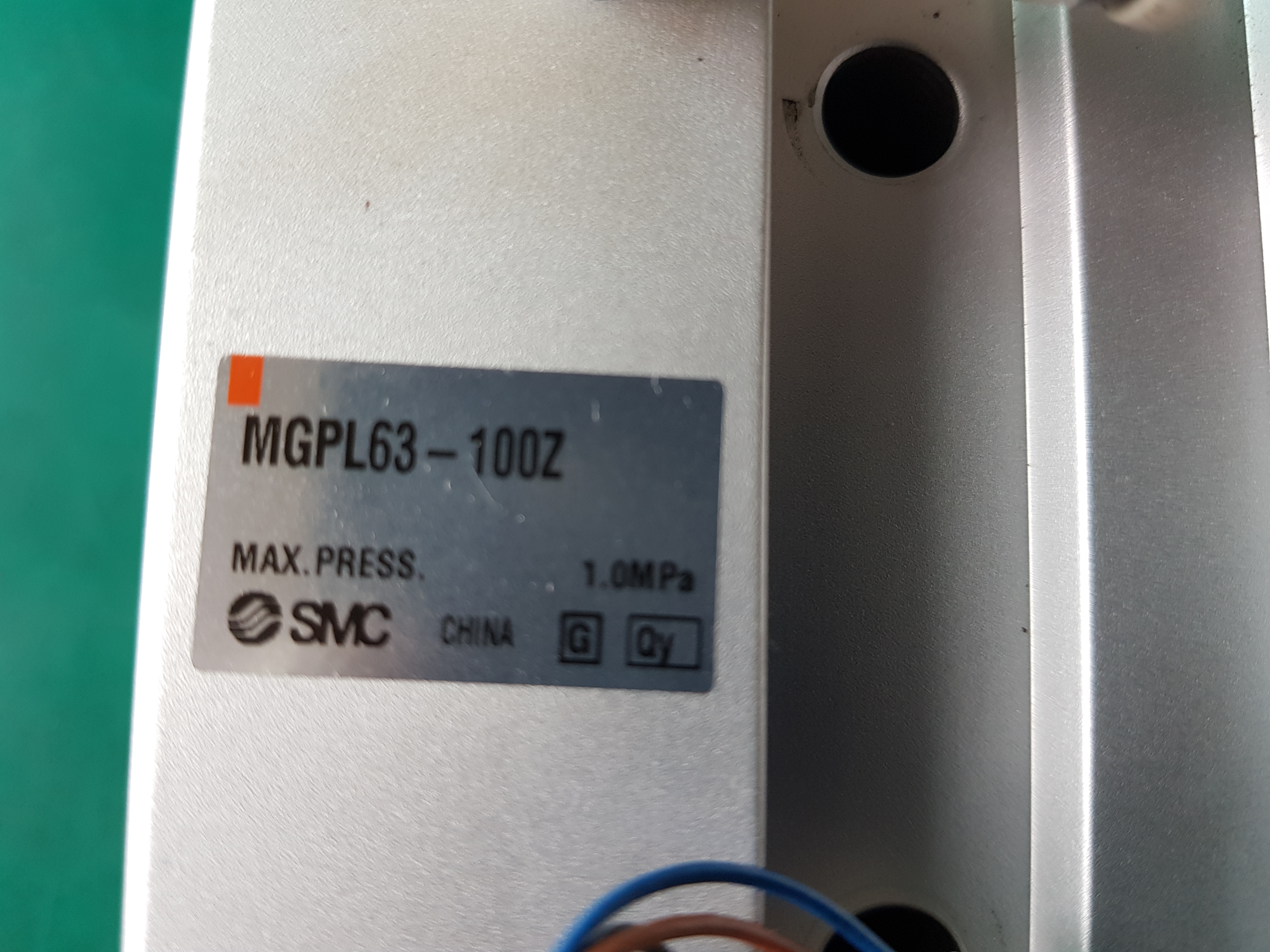 GUIDE CYLINDER MGPL63-100Z(중고)