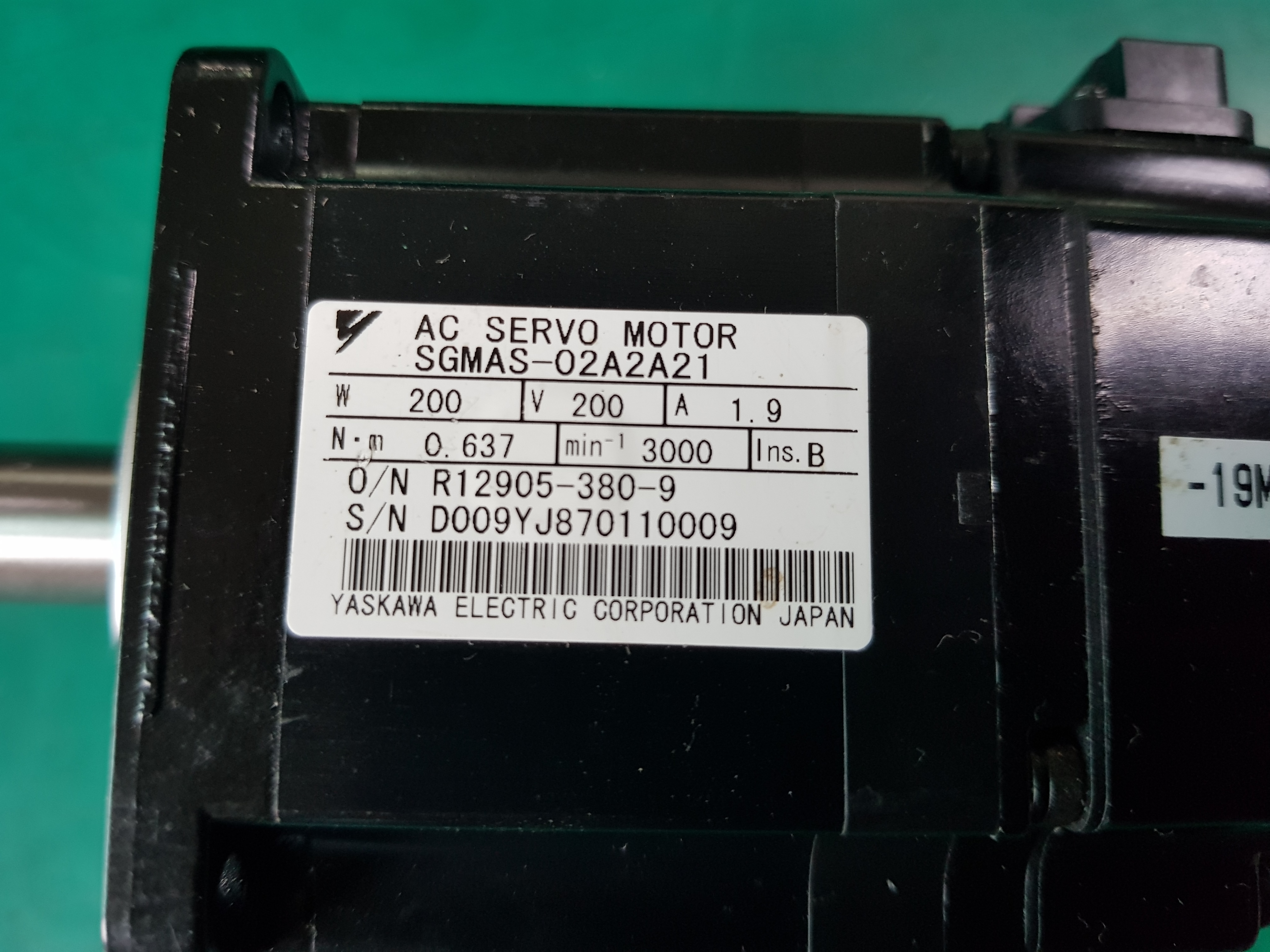 AC SERVO MOTOR SGMAS-02A2A21(200W-중고)