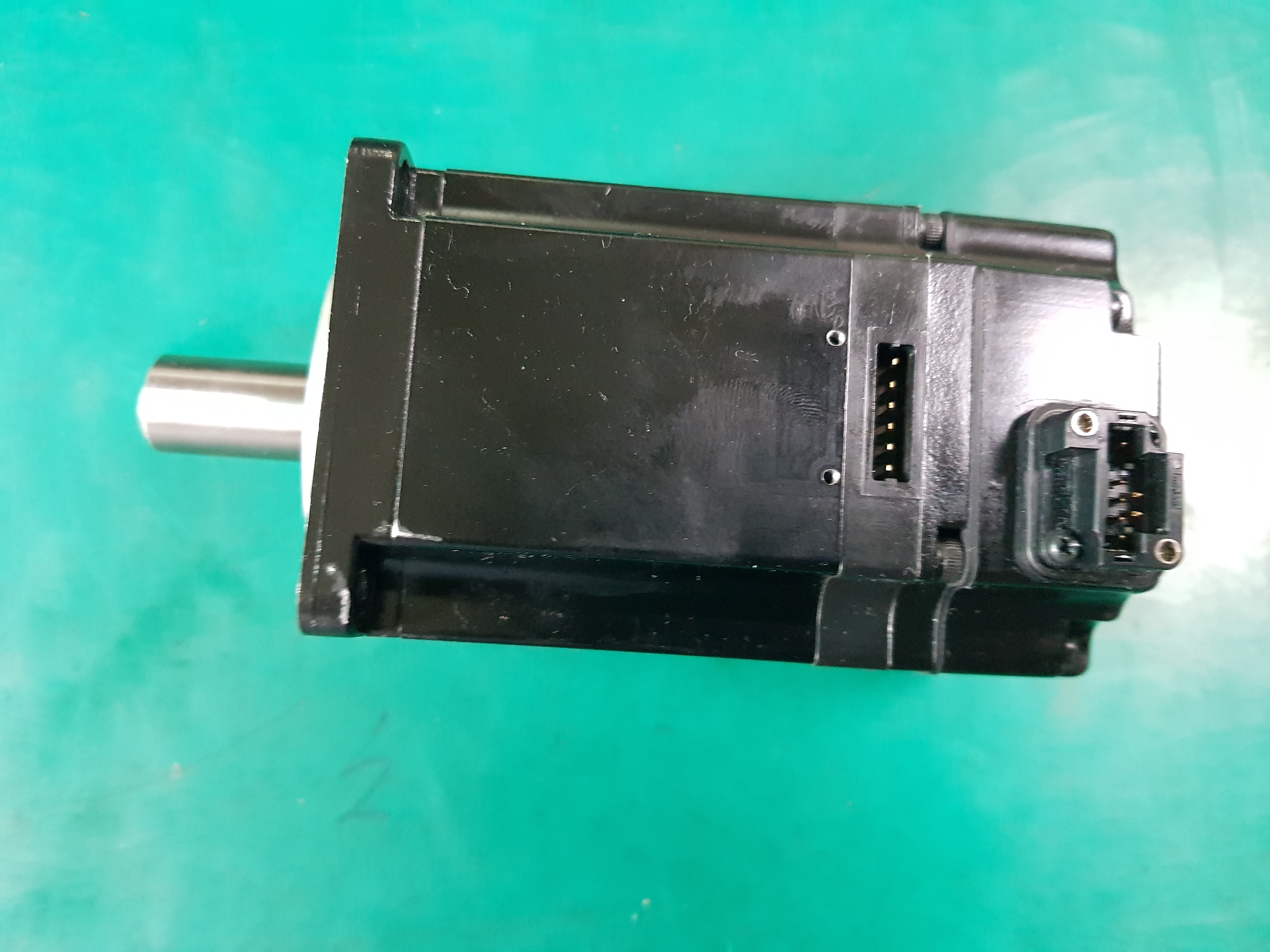AC SERVO MOTOR SGMAS-04A2A21(400W-중고)