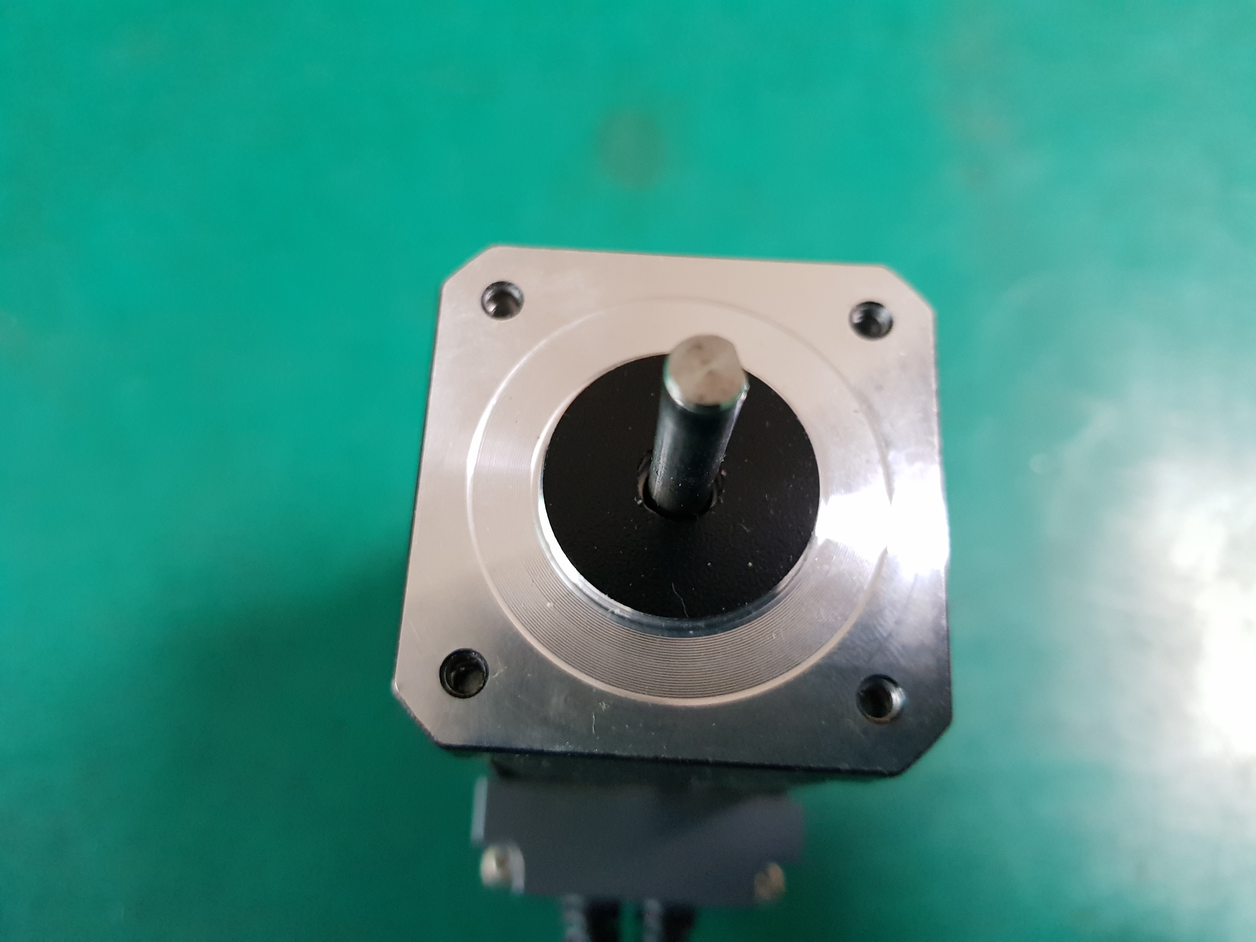 EZI-SERVO MOTOR EZM-42XL-A-D-B (중고)
