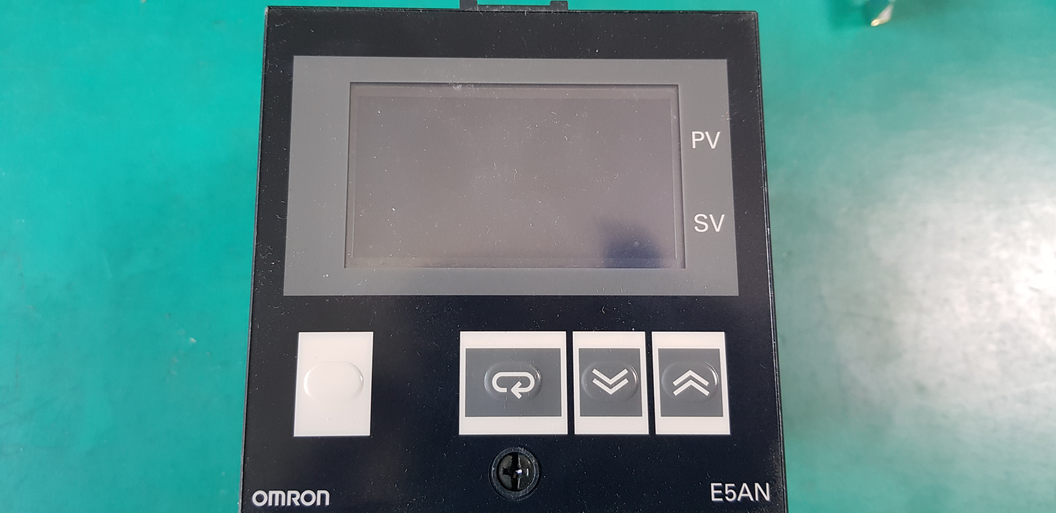 TEMPERATURE CONTROLLER E5AN-R1TC (중고)