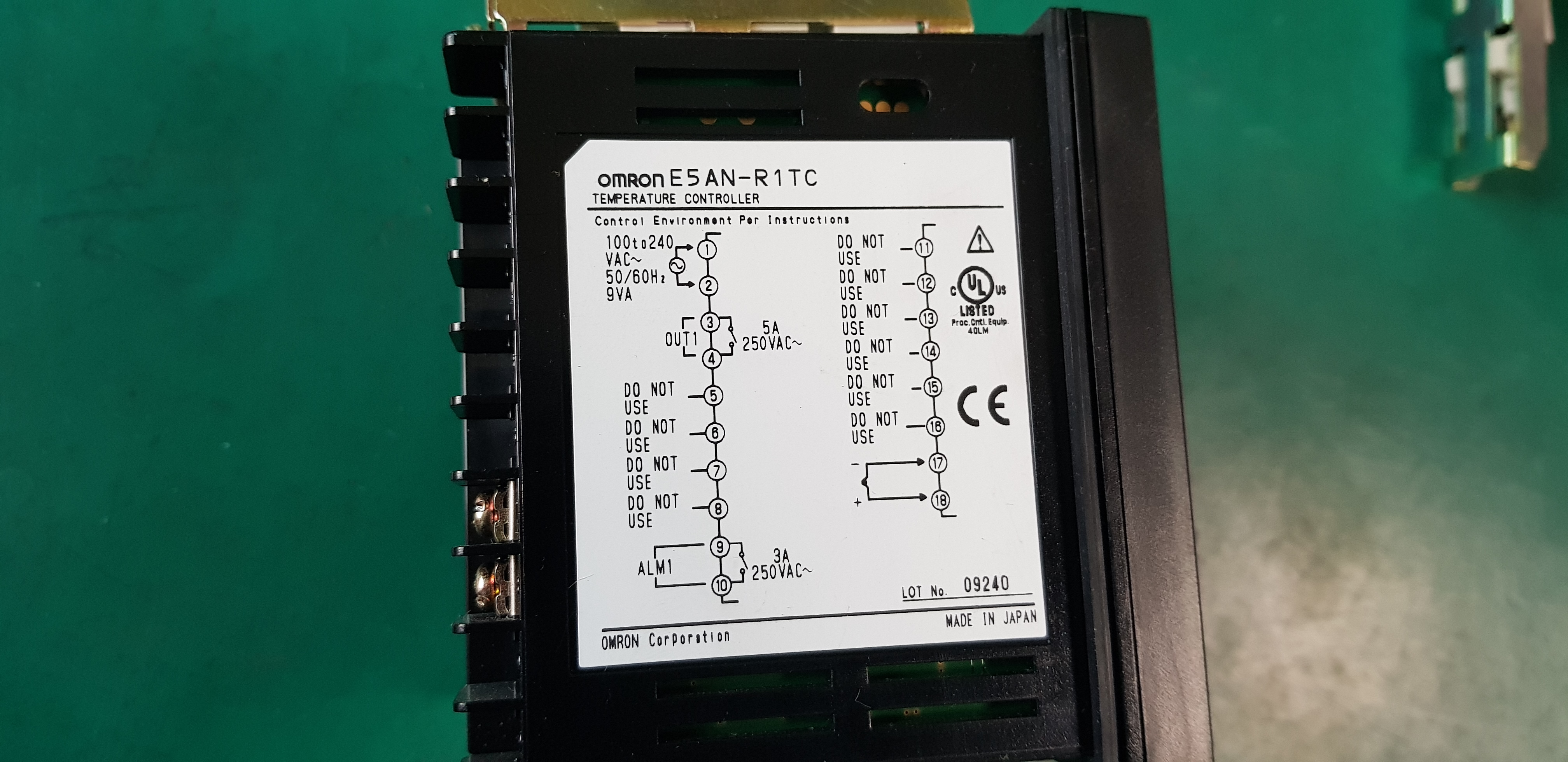 TEMPERATURE CONTROLLER E5AN-R1TC (중고)