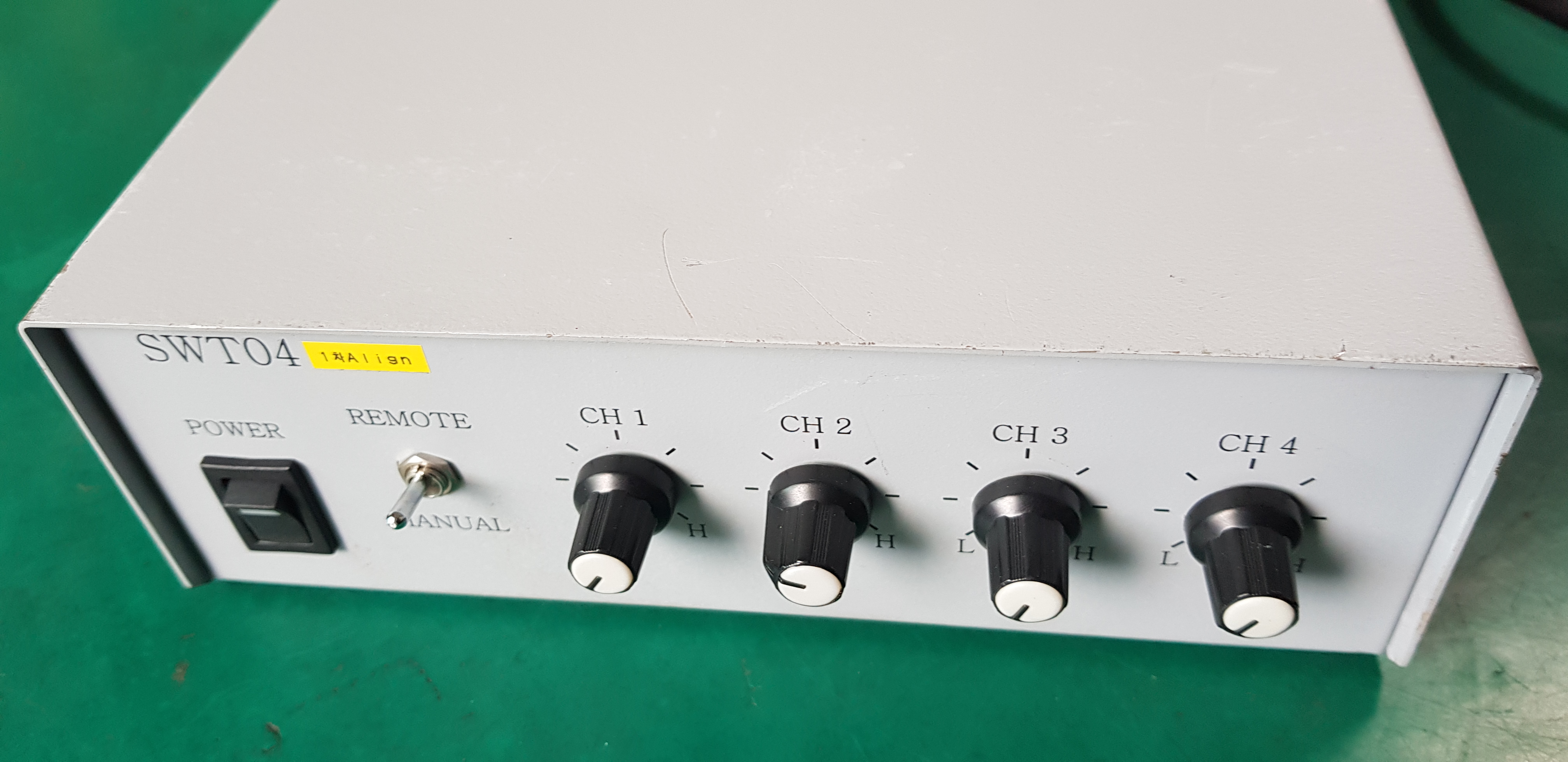 LIGHT CONTROLLER SWT04 (중고)