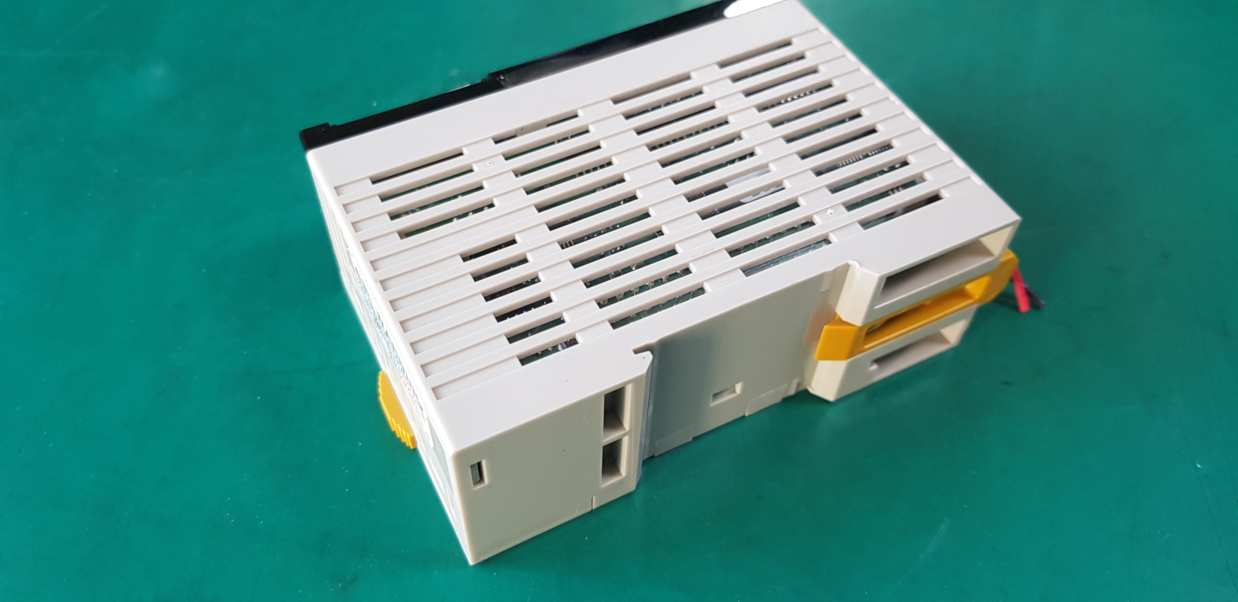CPU CPM2C-32DTC-D (중고)