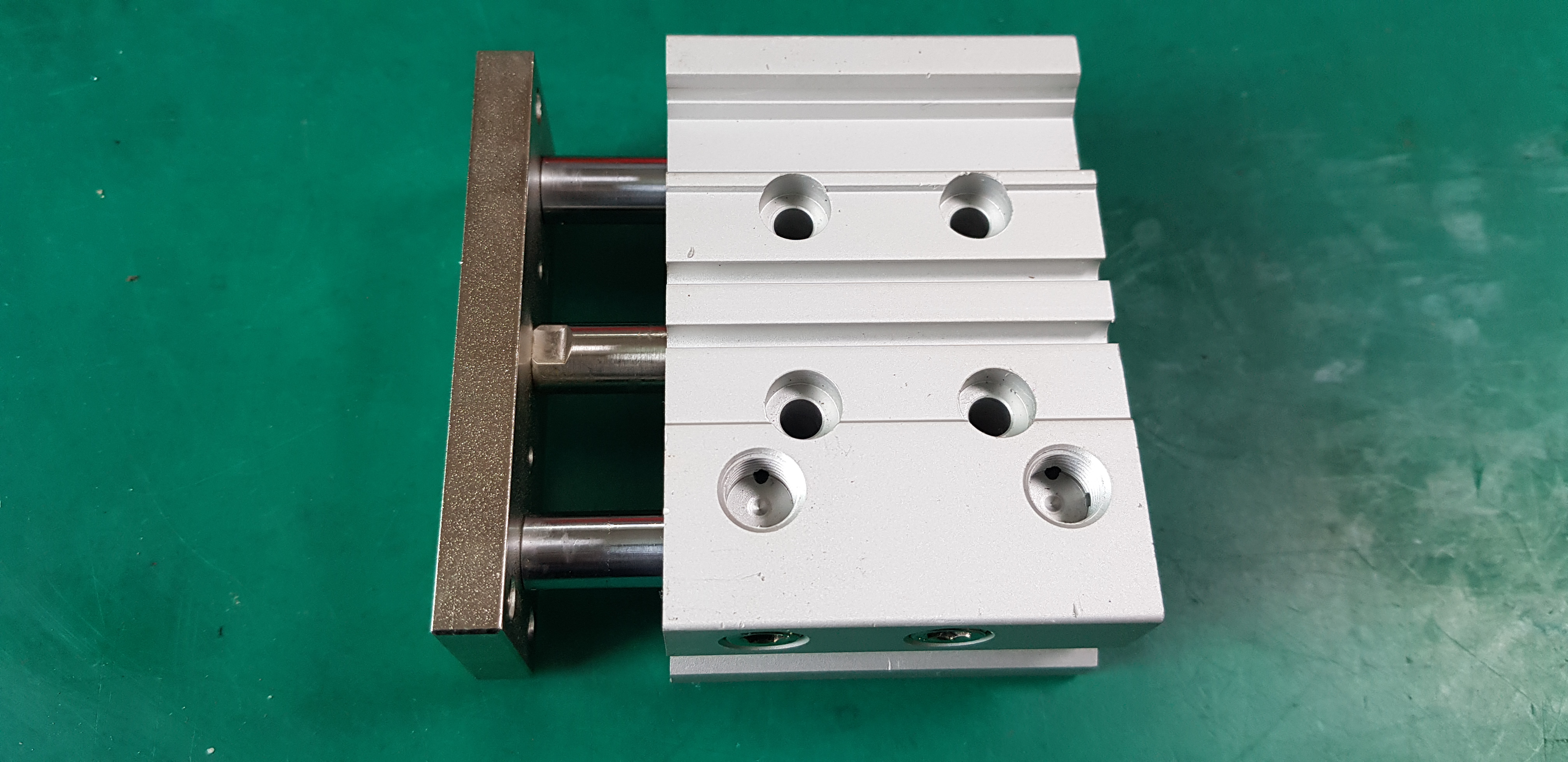 GUIDE CYLINDER MGPL20-10Z (미사용 중고)