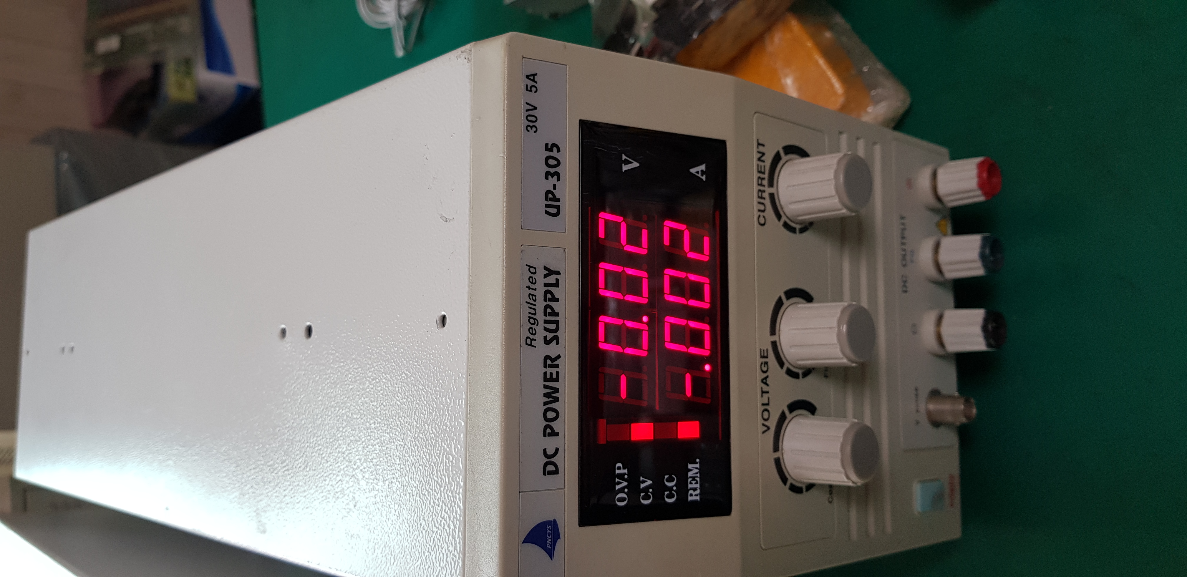 DC POWER SUPPLY UP-305 30V 5A (중고)
