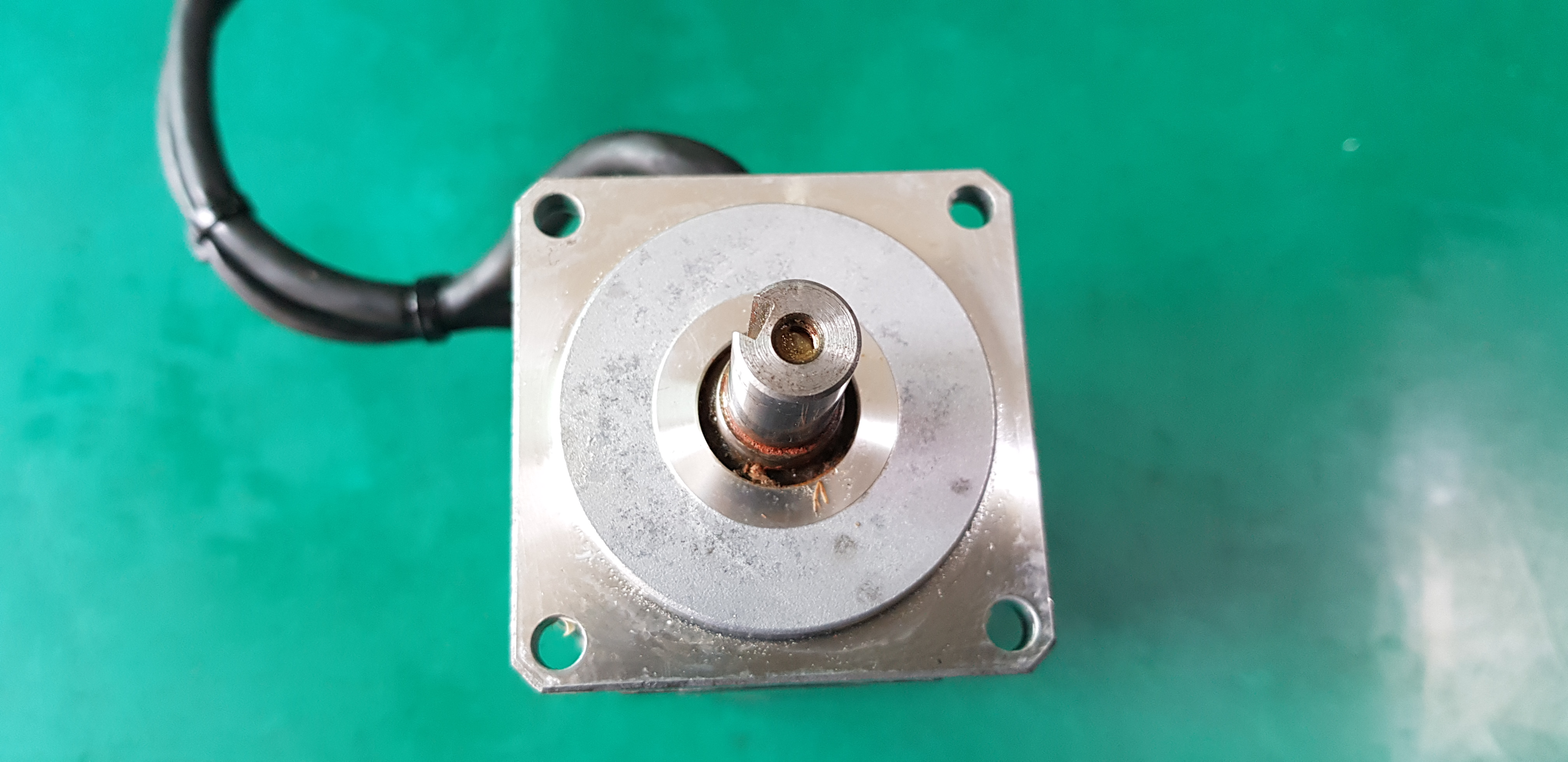 AC SERVO MOTOR CSMT-02BR1ABT3 (중고)