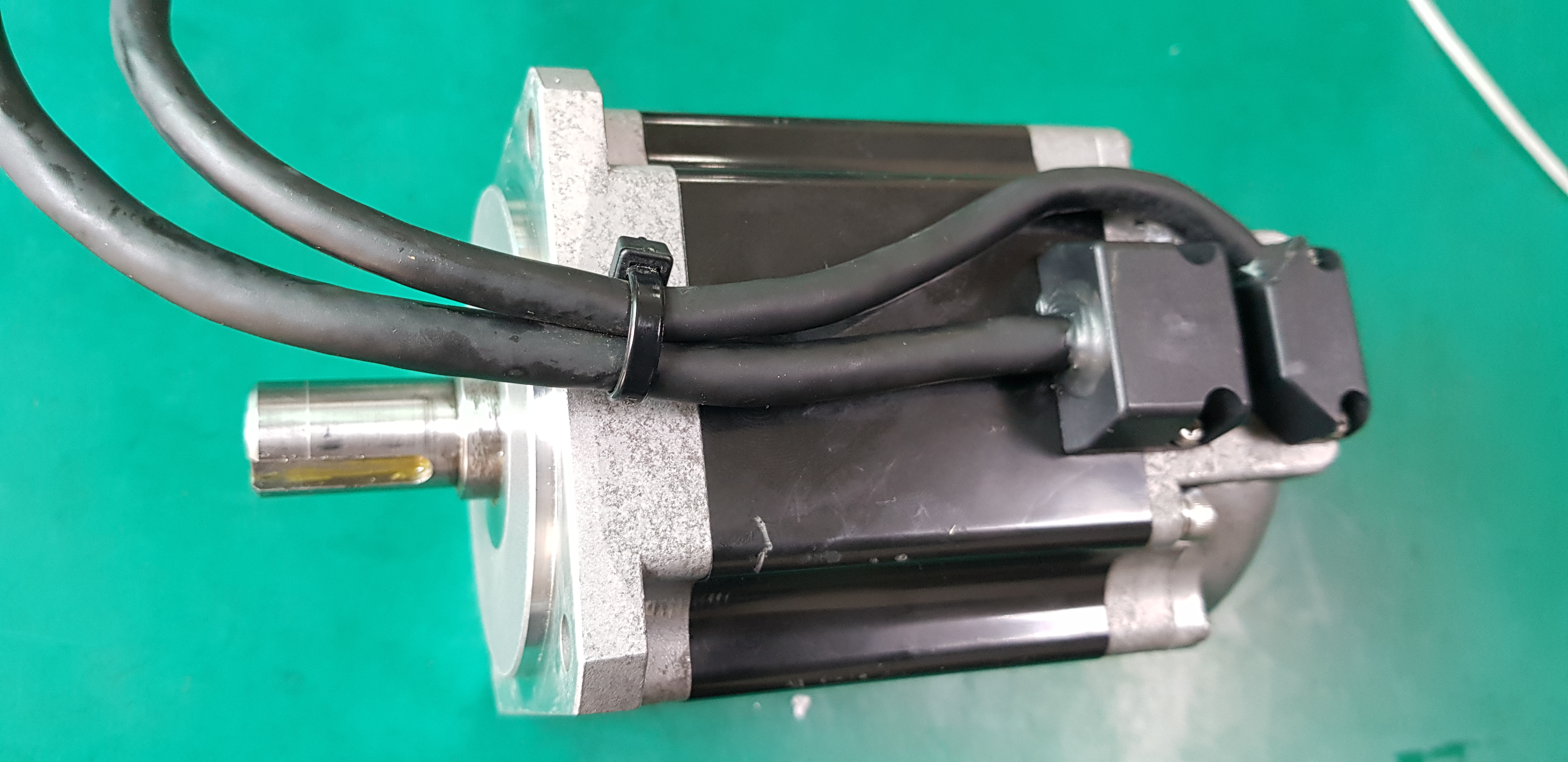 AC SERVO MOTOR CSMT-08BR1ANT3 (중고) 로크웰오토메이션 서보모타