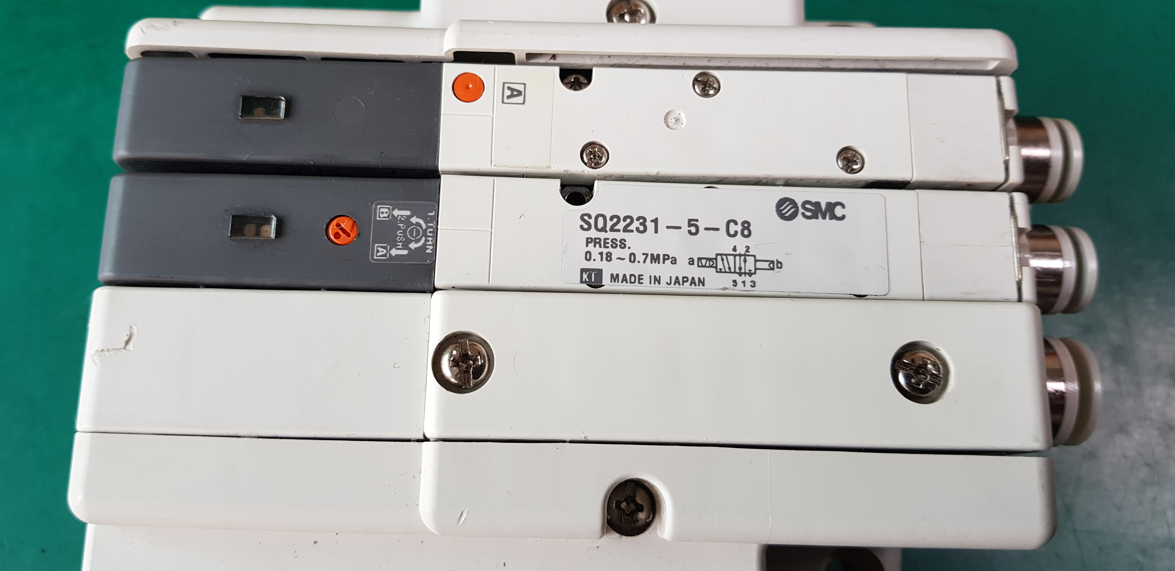 SERIAL UNIT EX140-SDN1 + SQ2231-5-C8 (중고)