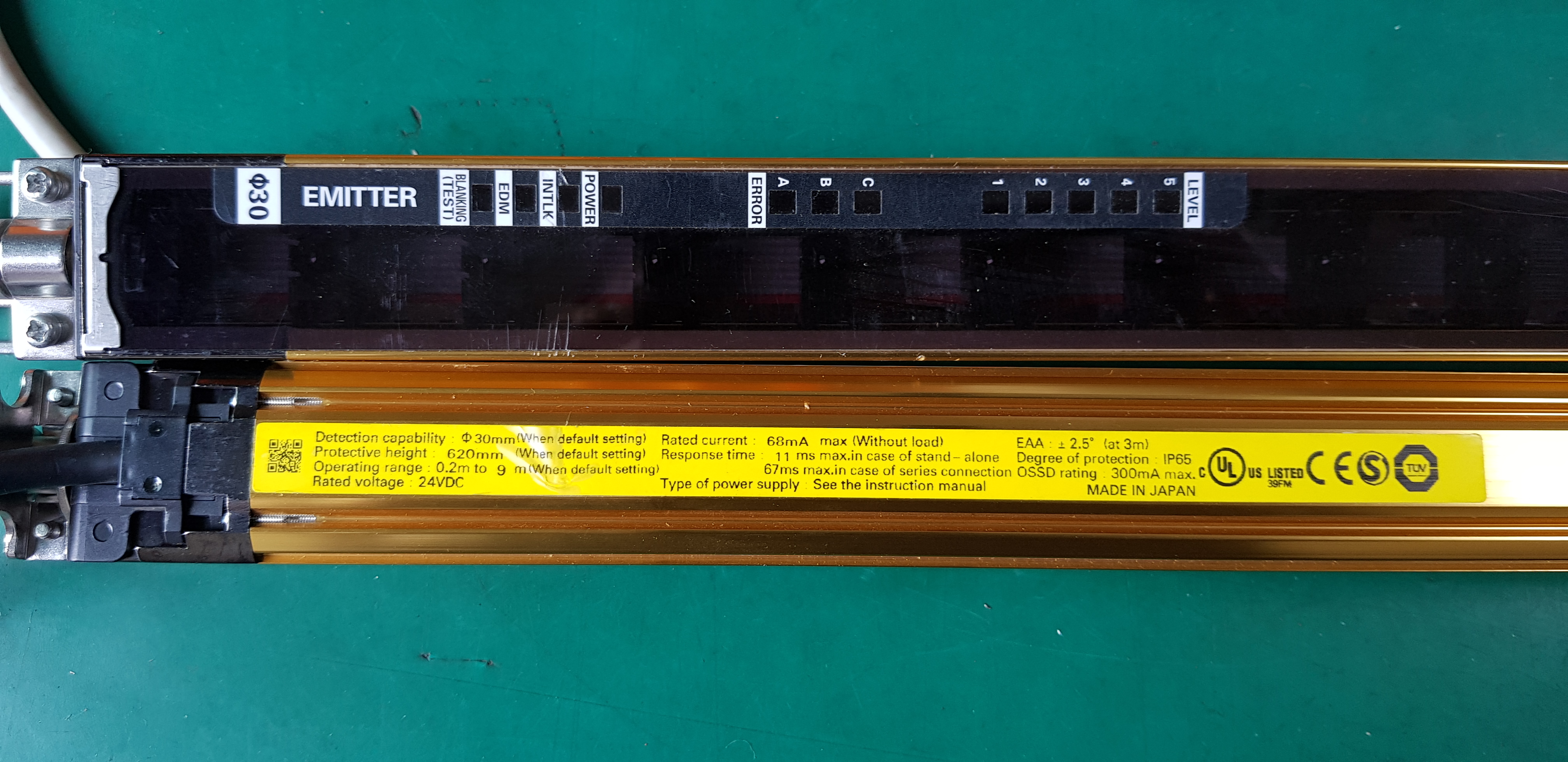 AREA SENSOR F3SJ-A0620P30 (중고)