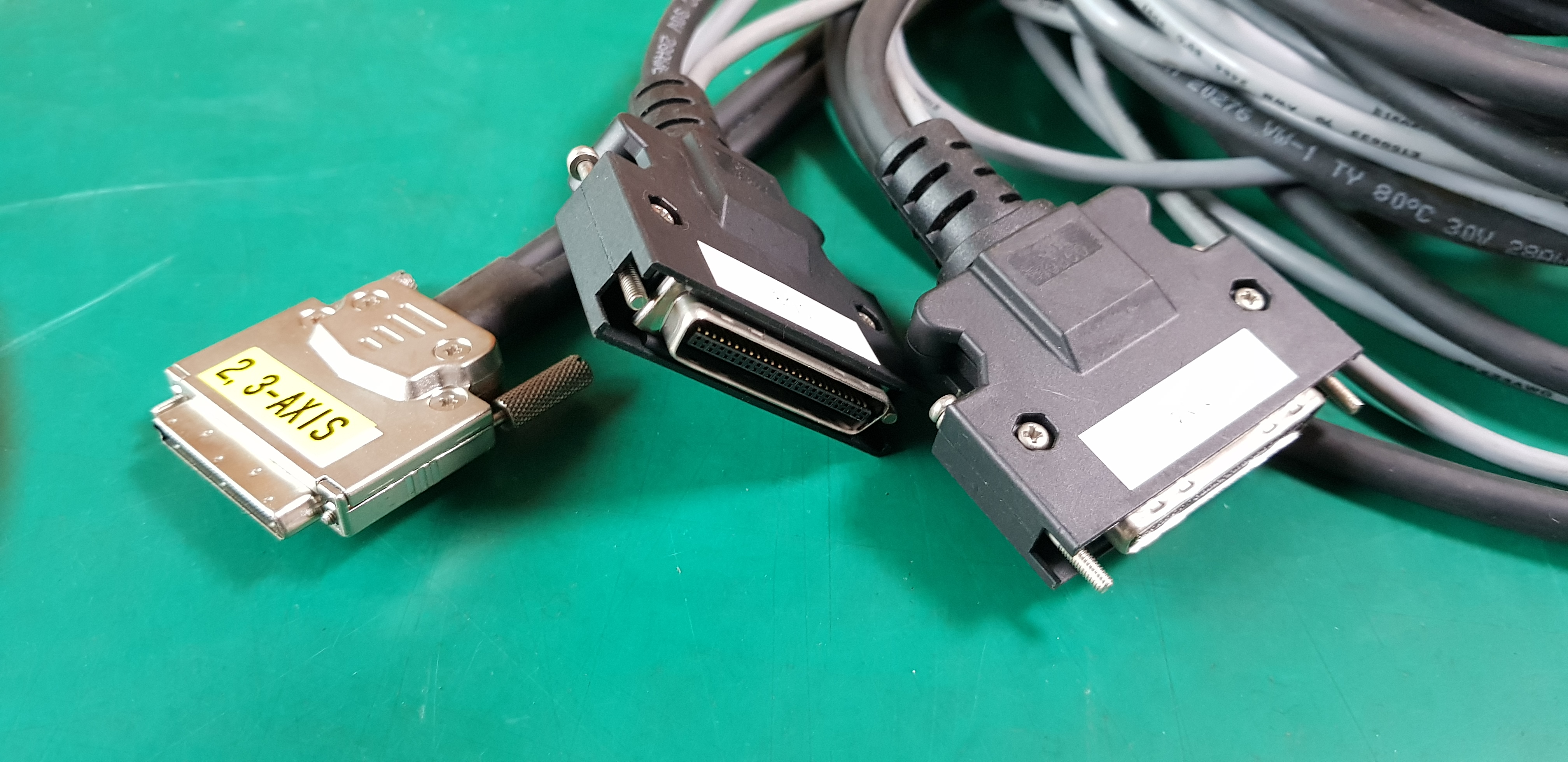 SERVO CABLE ASS'Y UC68T50NM-YS5TS (중고 5m)