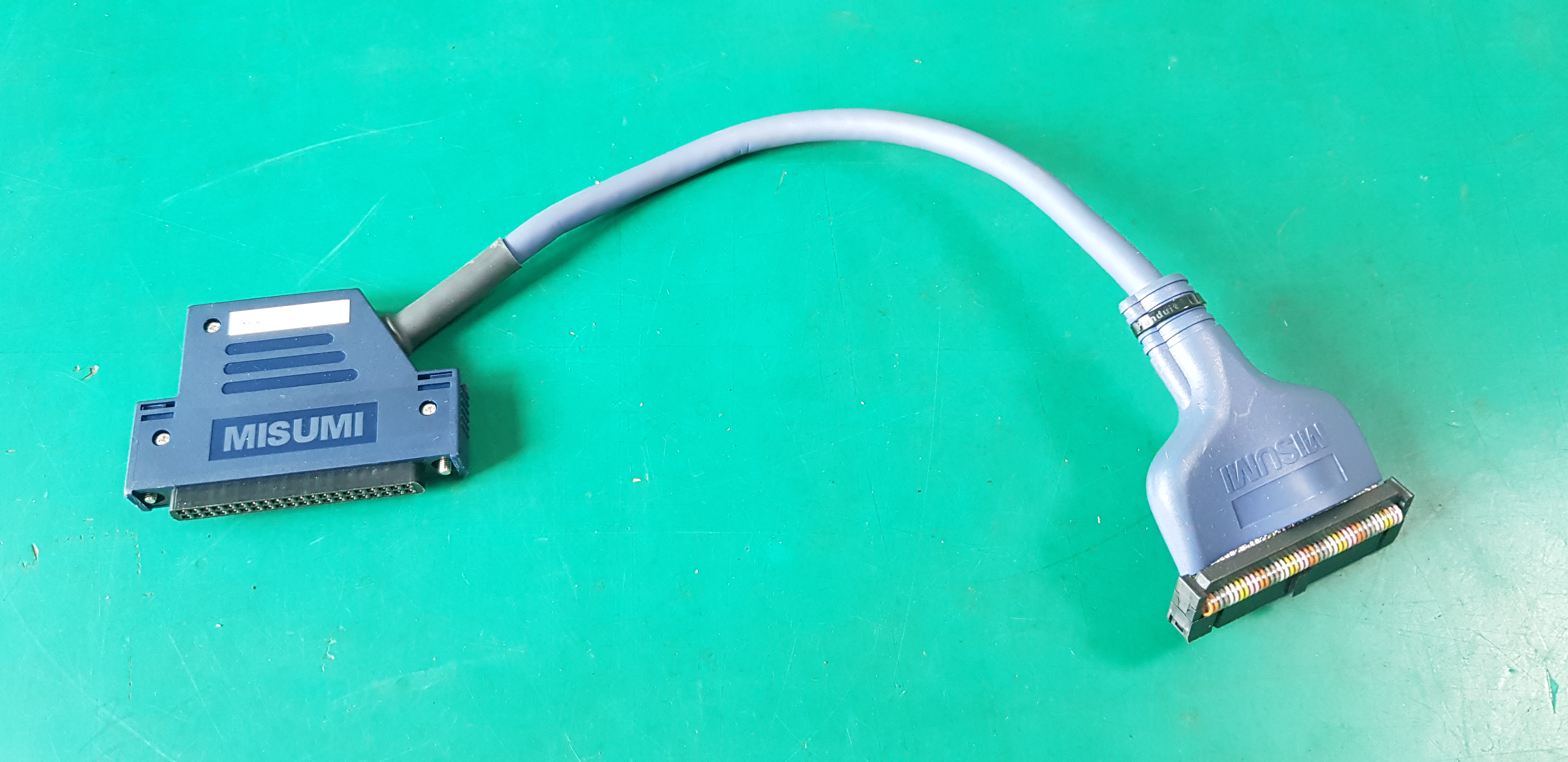PLC I/O CABLE NA40FLH-S-0.3 (중고)