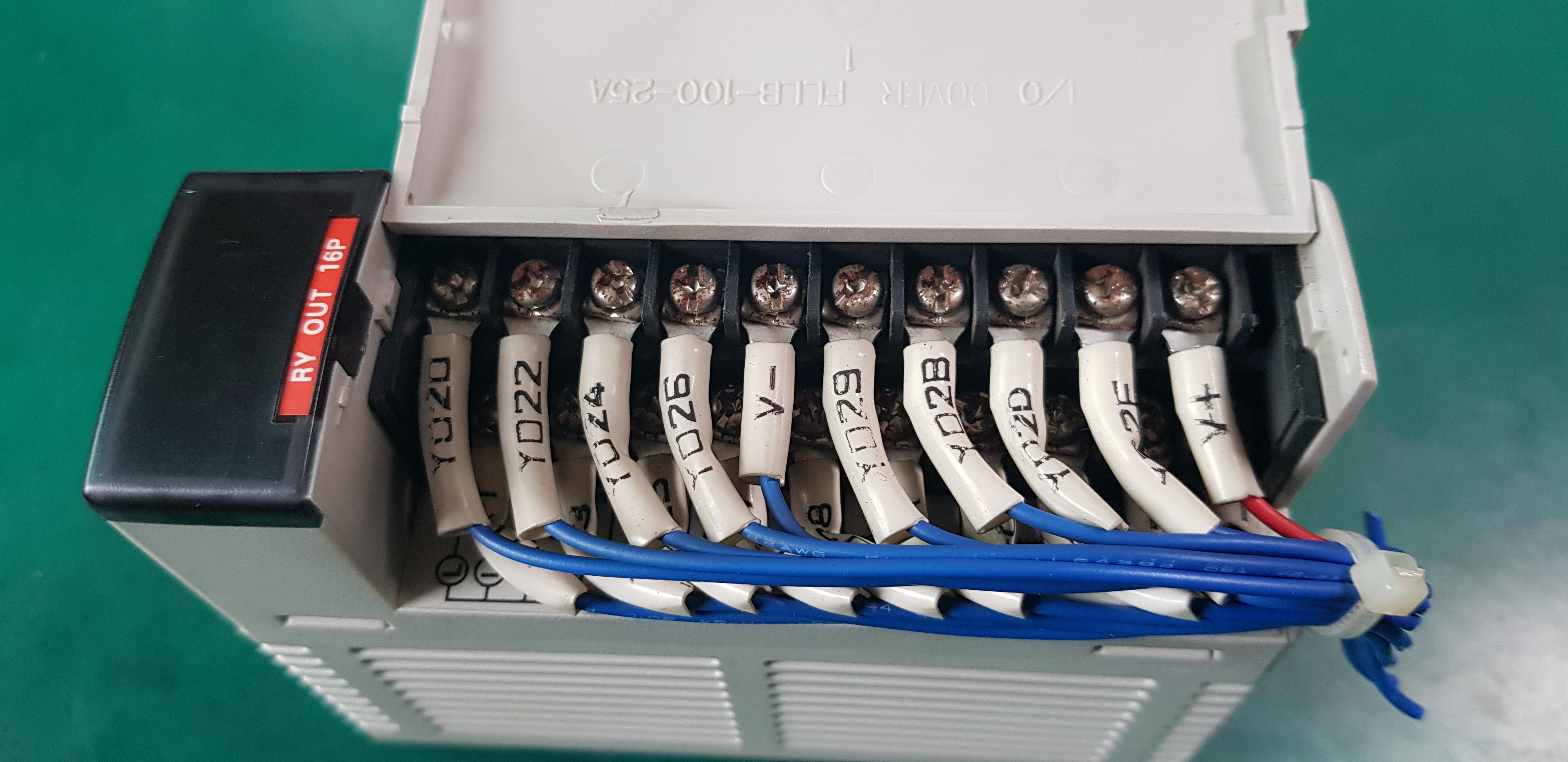SAMSUNG PLC RELAY OUT 16P CPL93103 (중고)