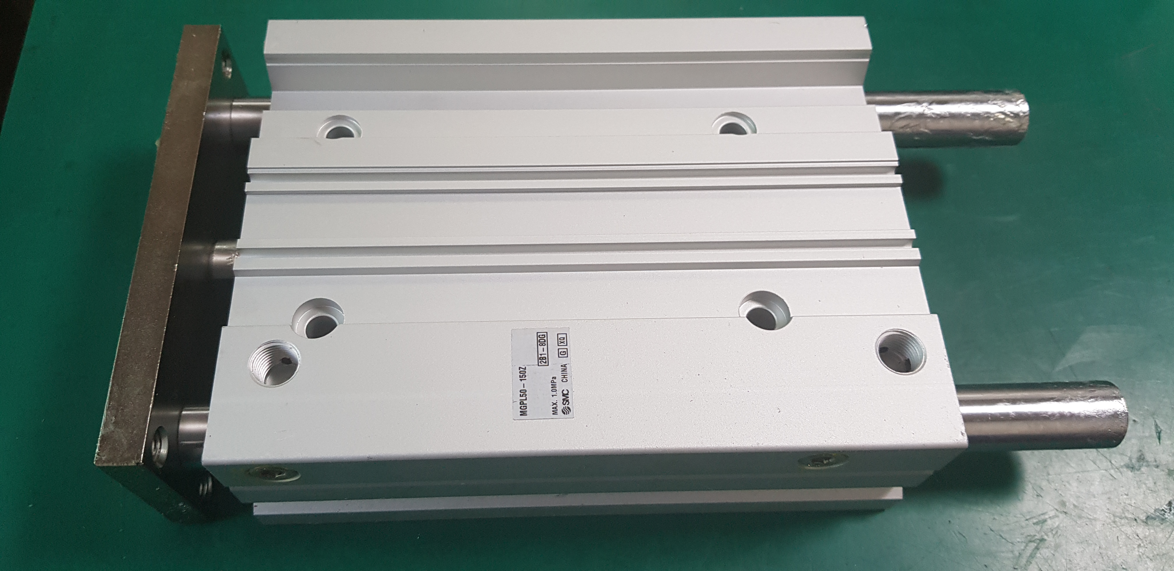 GUIDE CYLINDER MGPL50-150Z (A급-미사용품)