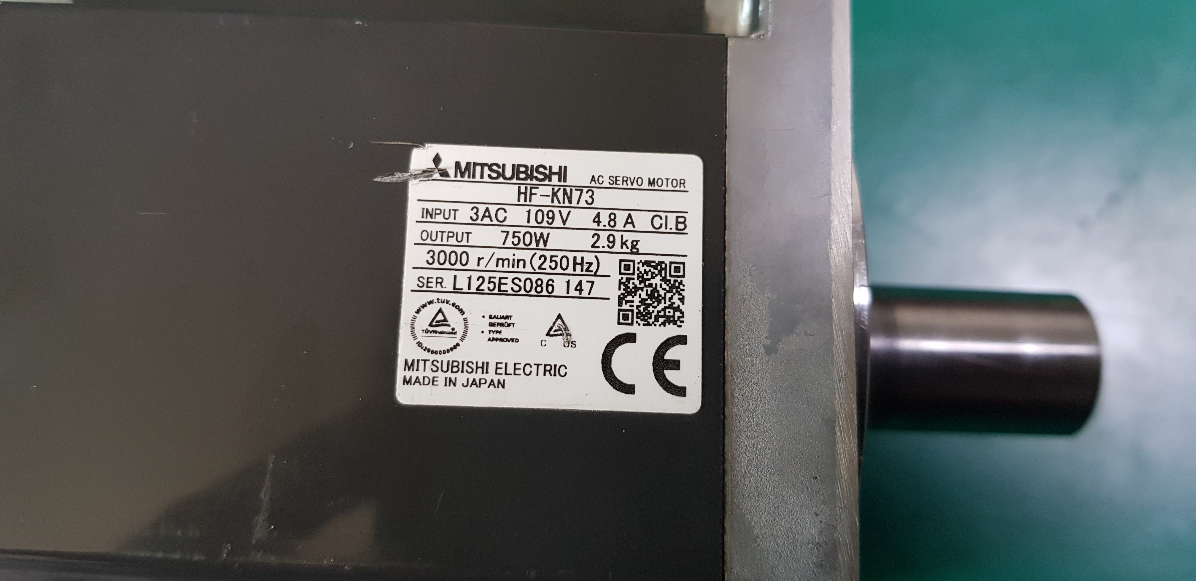 AC SERVO MOTOR HF-KN73 (750W - 중고)
