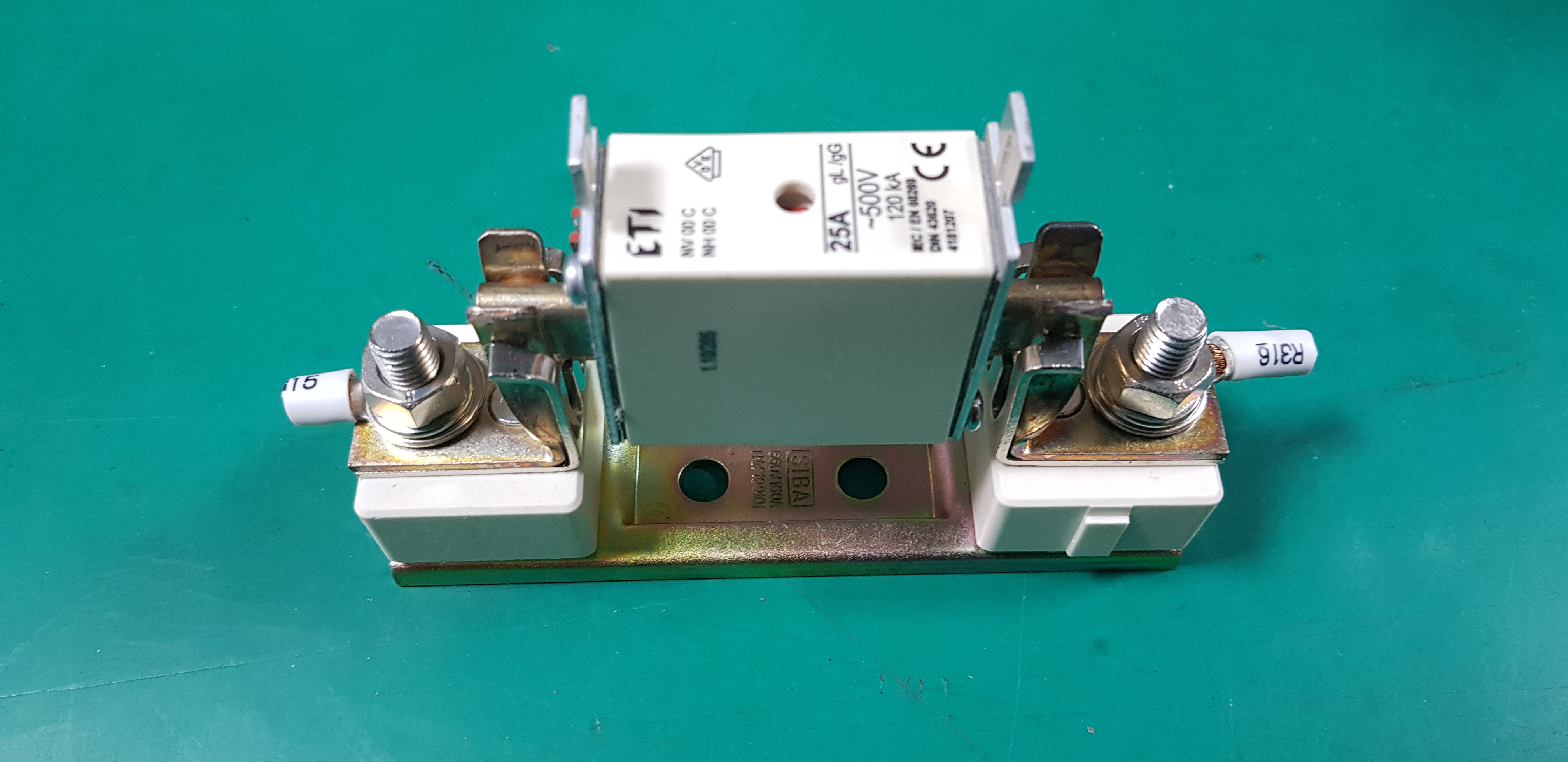 저압 FUSE IEC/EN 60269 DIN 43620 ETI 25A gL/gG (중고)