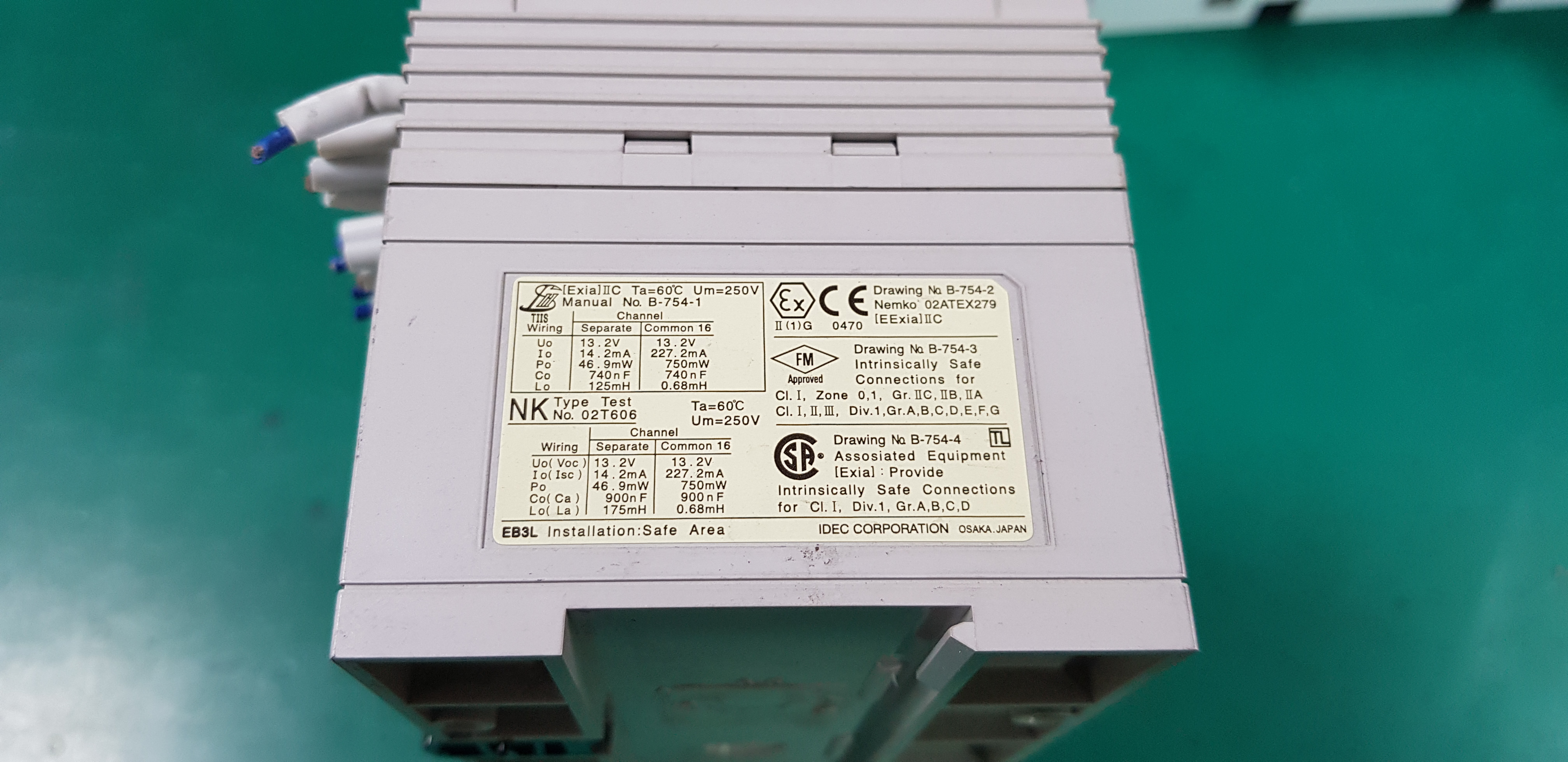 Discrete output barrier CH10 EB3L-S10SA (중고)