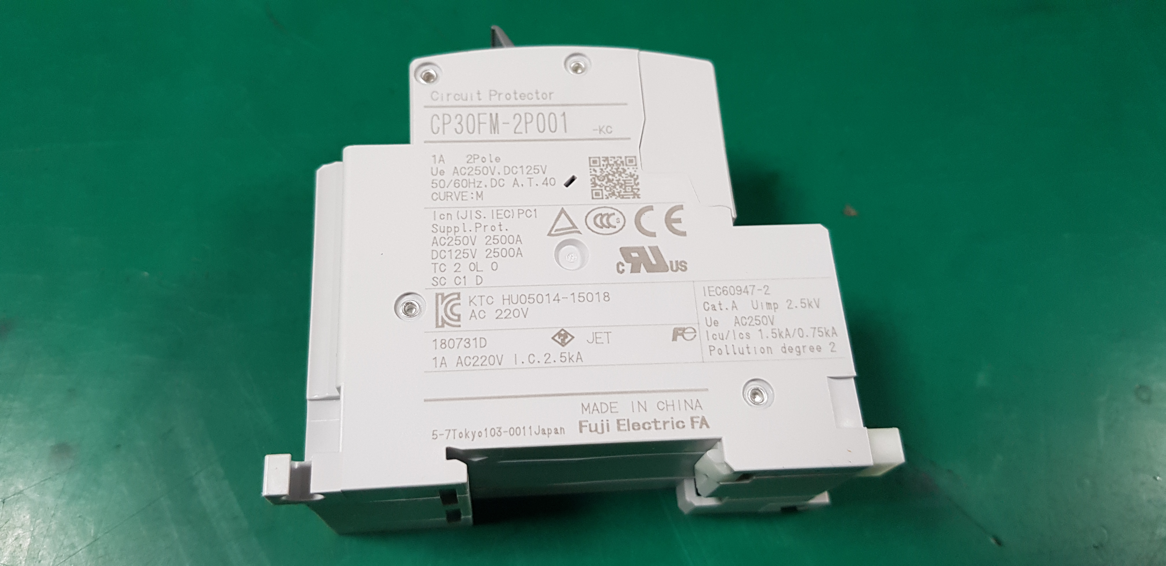 FUJI CIRCUIT PROTECTOR CP30FM-2P001 (1A, A급 미사용품)