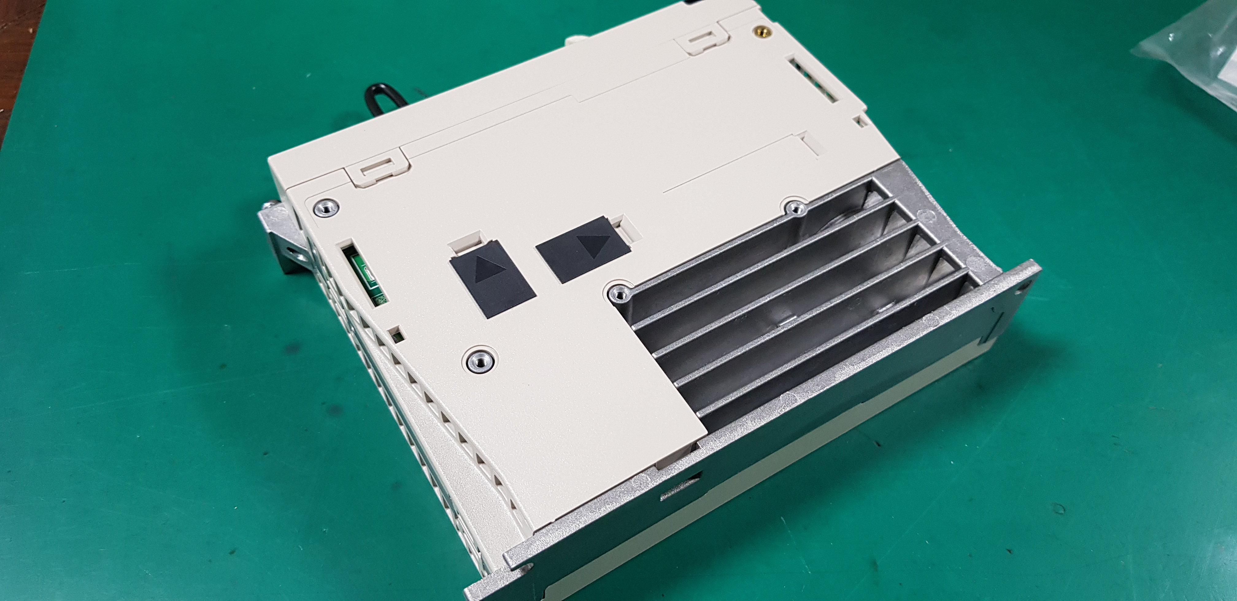 SERVOPACK SGD7S-R70A20A (50W, A급 미사용품)