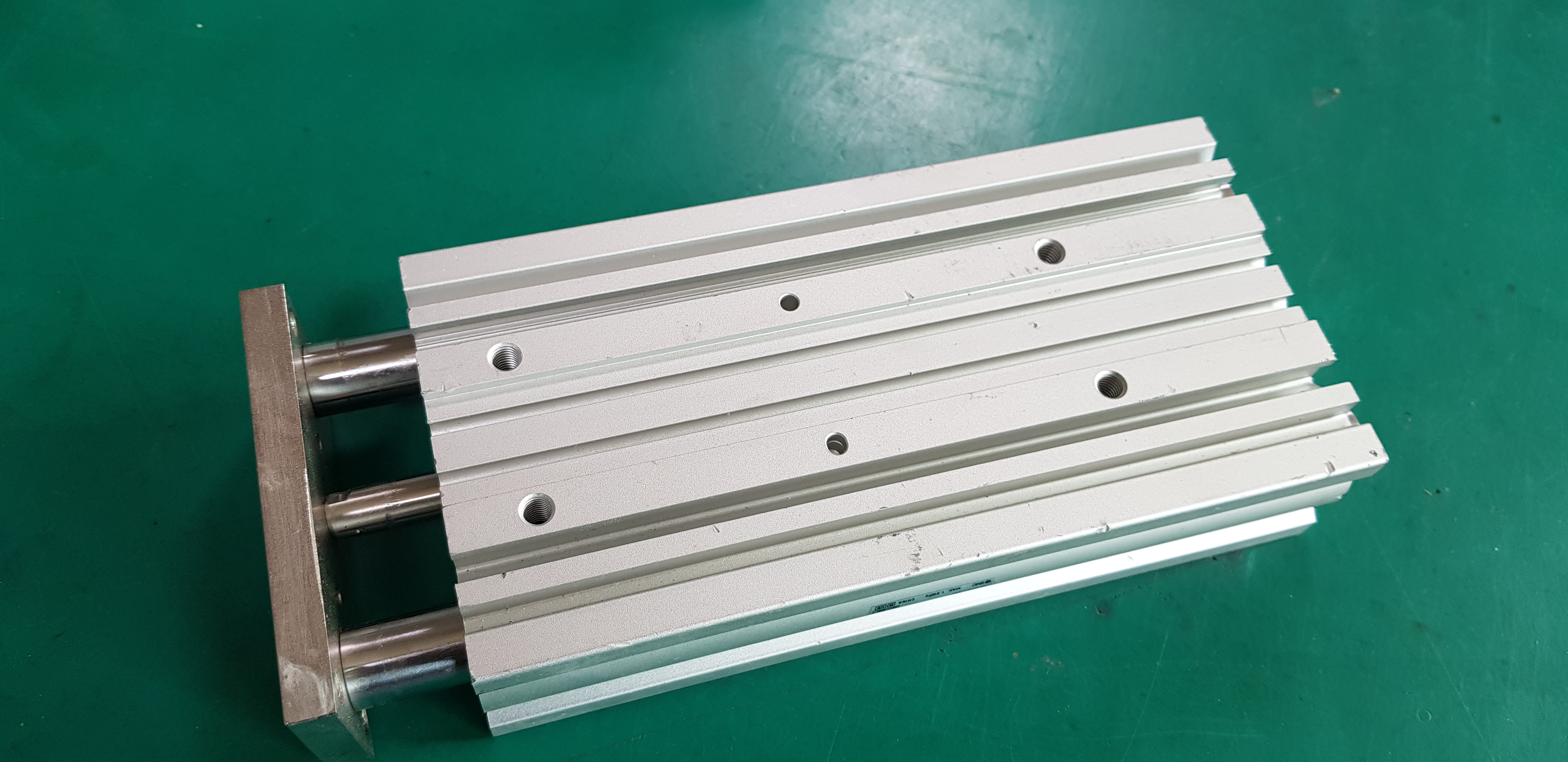 GUIDE CYLINDER MGPM25-150Z (중고)