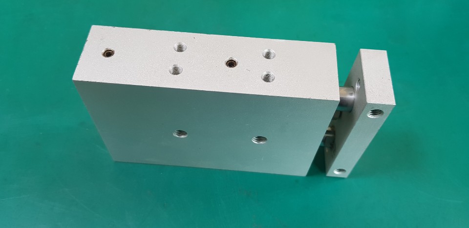 GUIDE CYLINDER ADRM25-40 (중고)