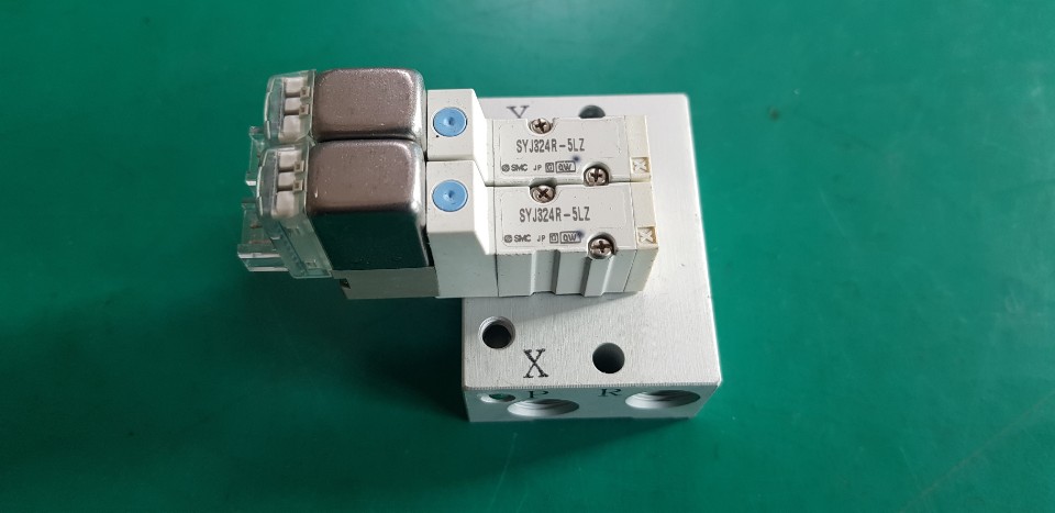 SOLENOID VALVE SYJ324R-5LZ (미사용품)